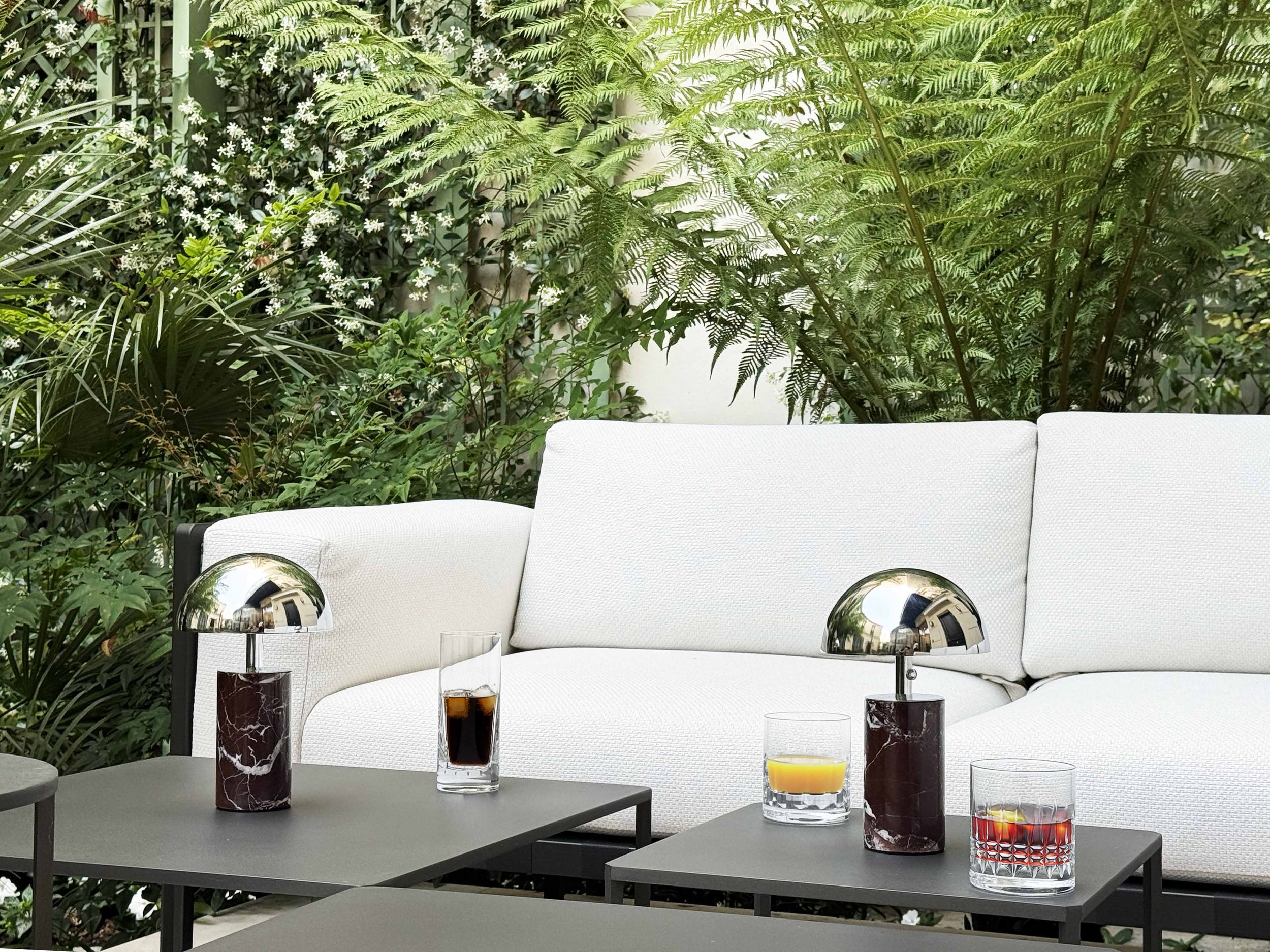 ADEI rouge outdoor.jpg
