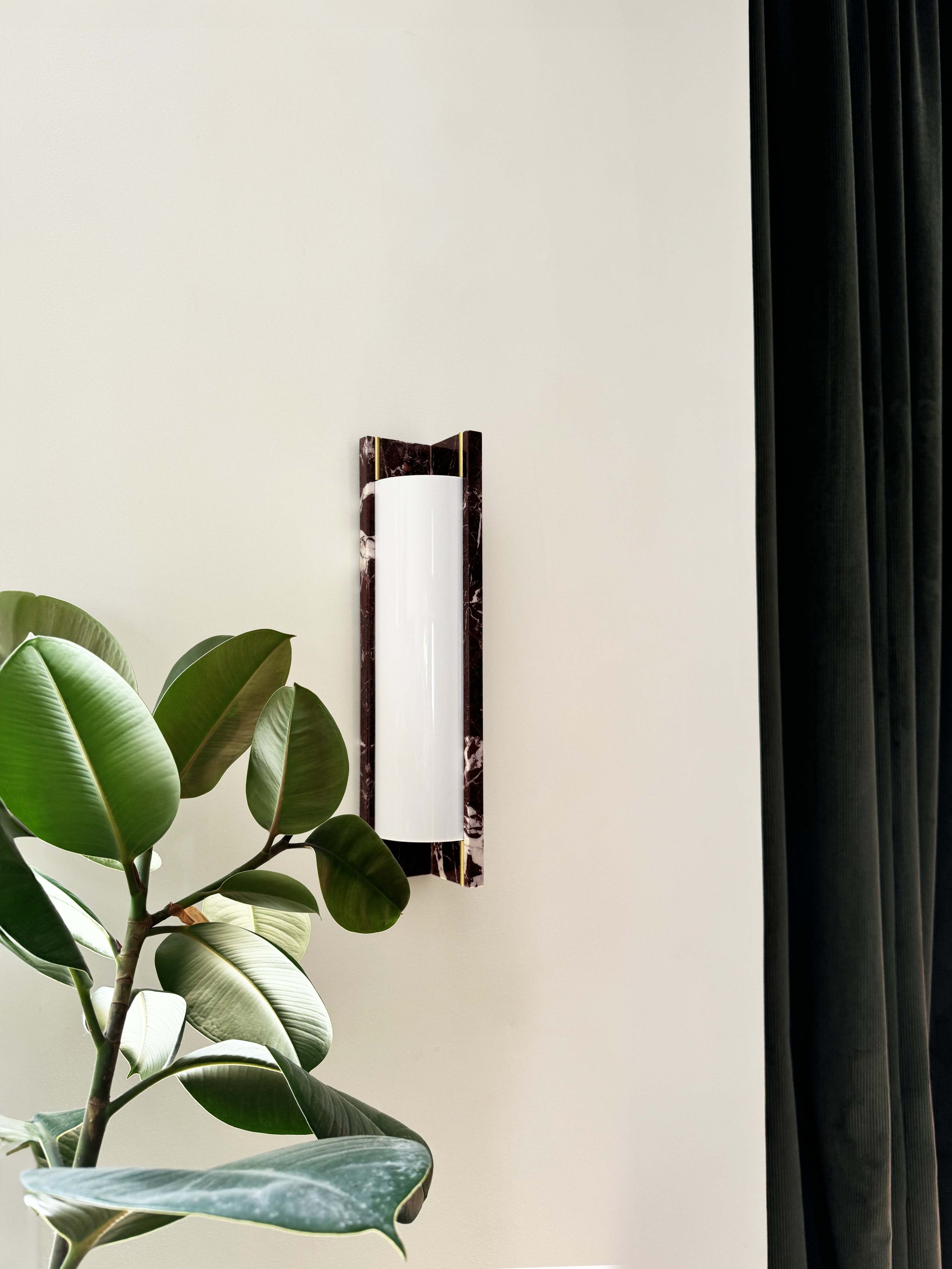 TRIDA lampe mur applique angle en marbre design, LED, dimmable