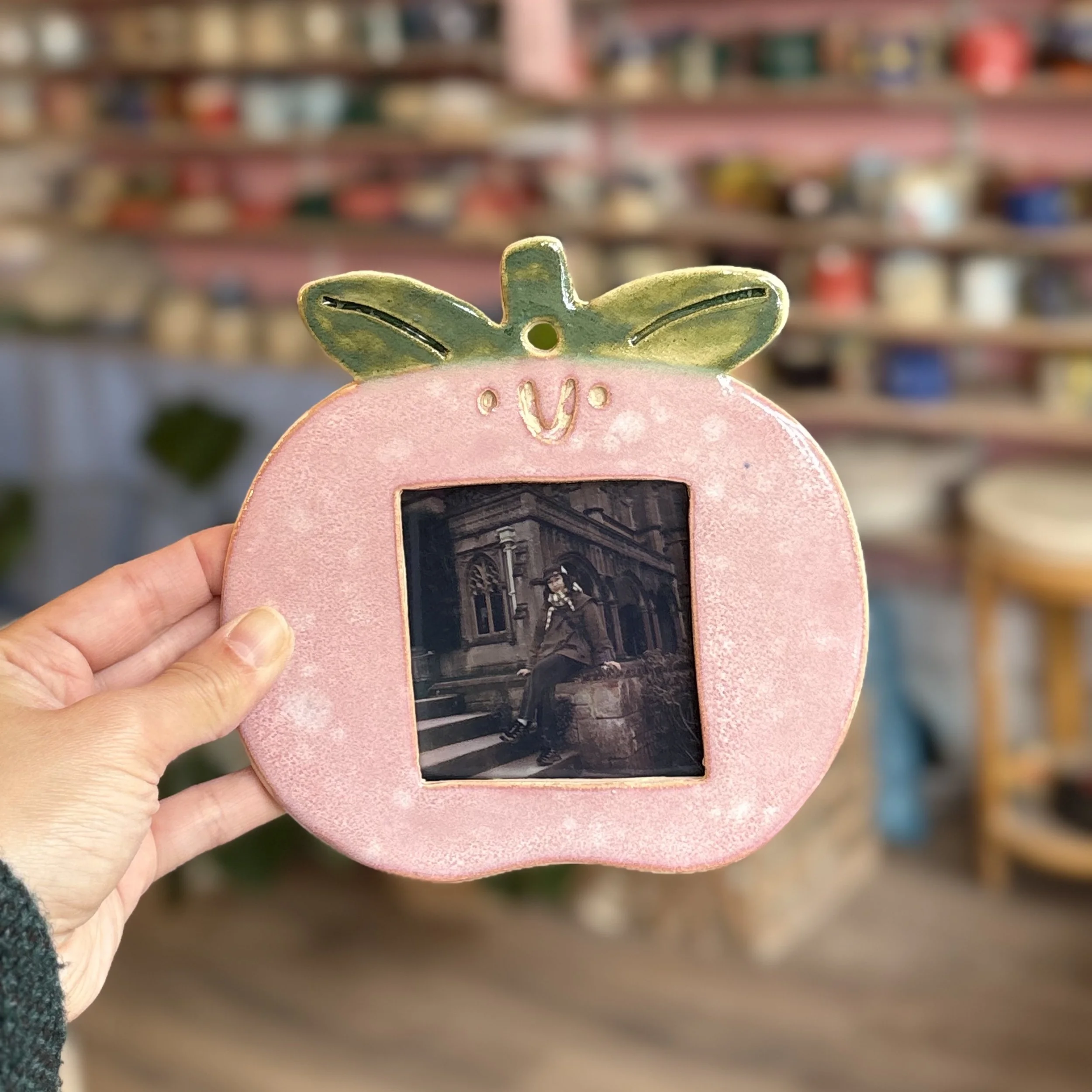 Apple - Ceramic Square Frame