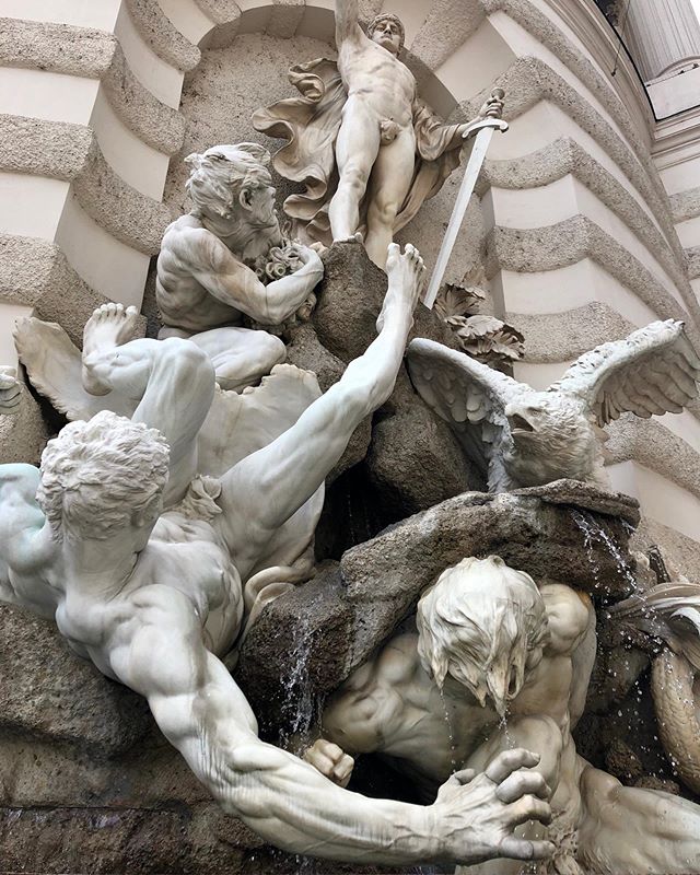 Fountain &ldquo;power on earth&rdquo; by Edmund Hellmer at Hofburg, Vienna

#sculpture #fountain #hofburg #vienna