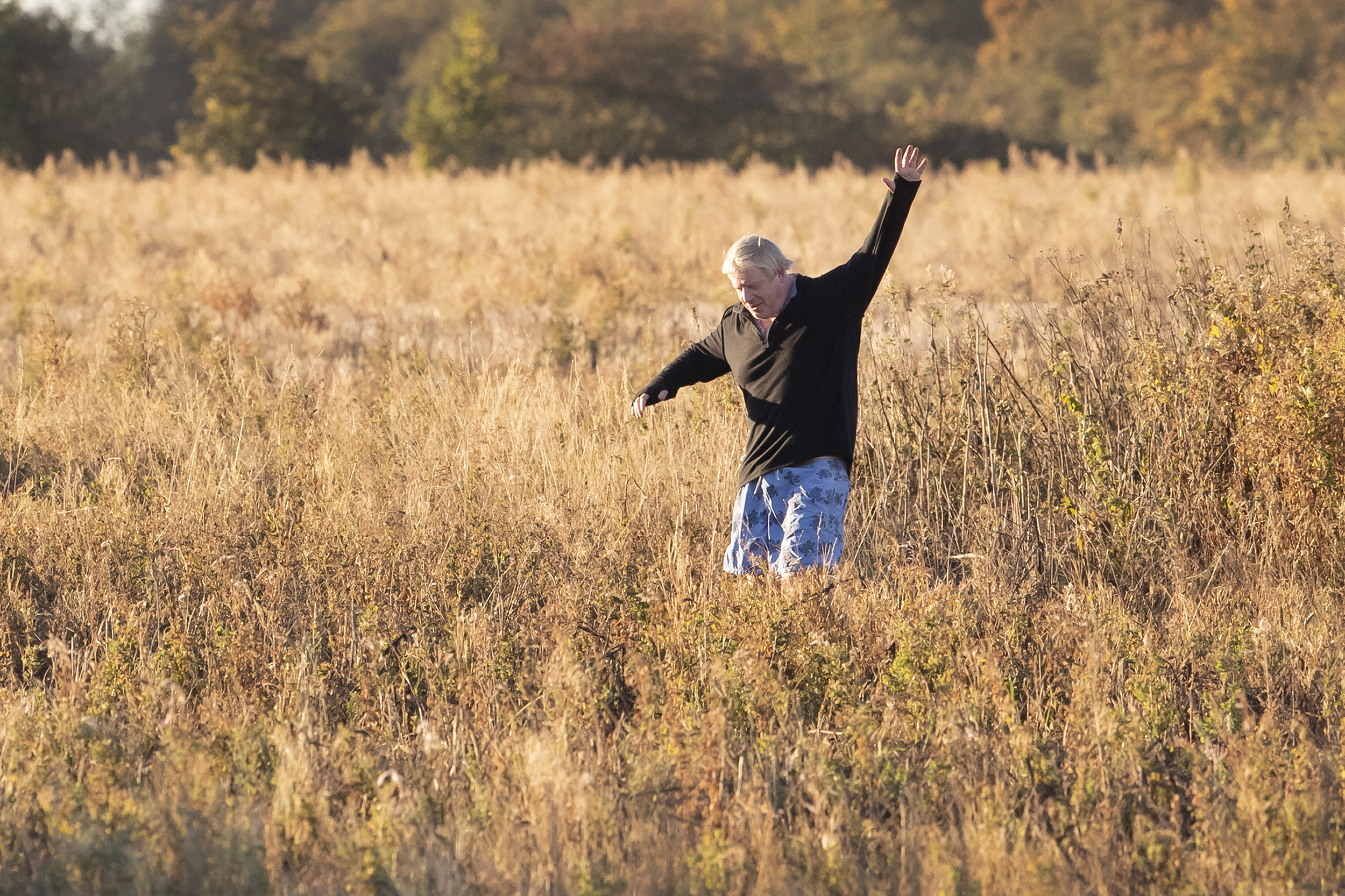  Boris Johnson waves as he runs in Thame, near his Oxfordshire home, just before he is due to attend Conservative Party Conference.
Photo by Peter Macdiarmid, 01 October 2018
 