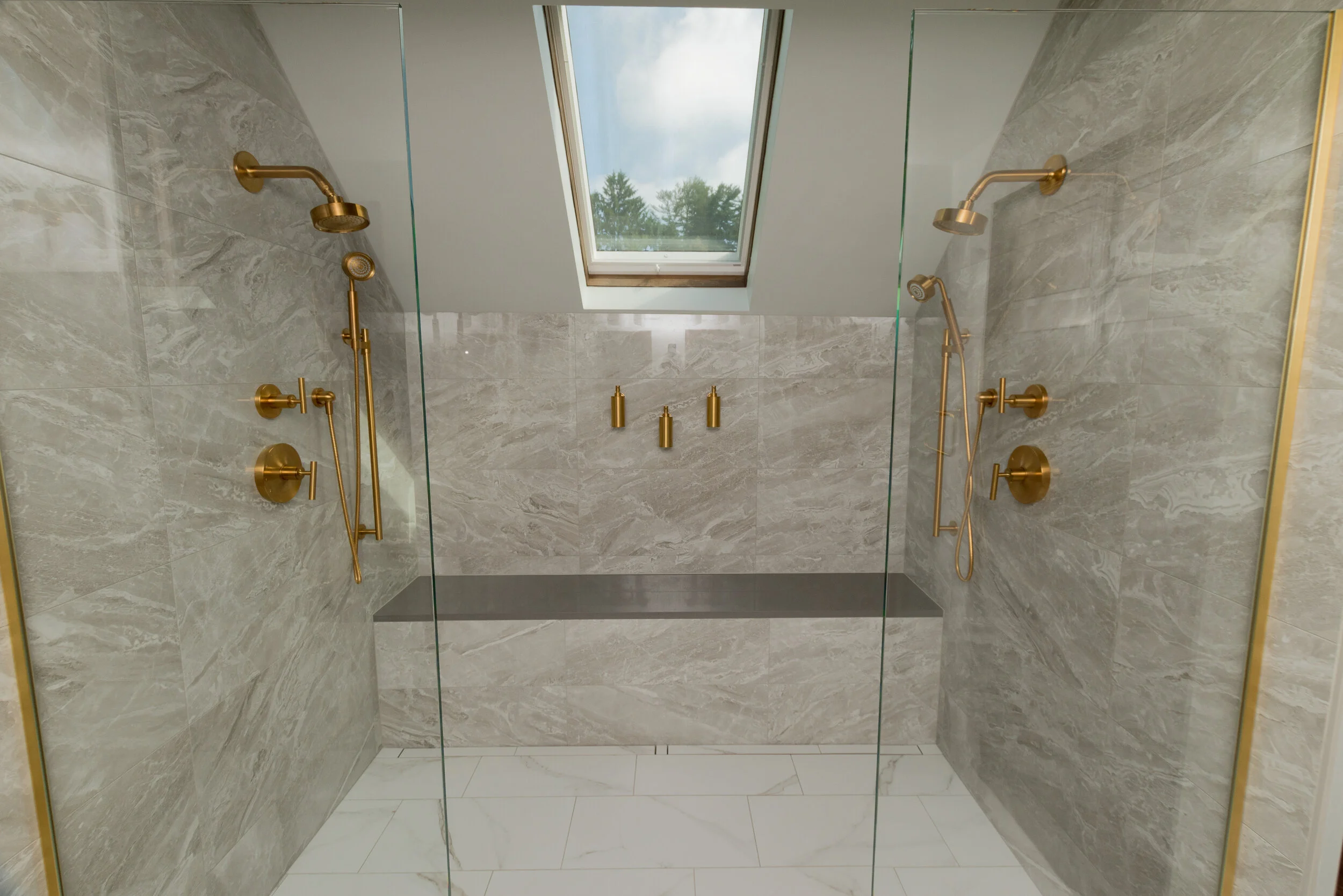 shower straight on.jpg