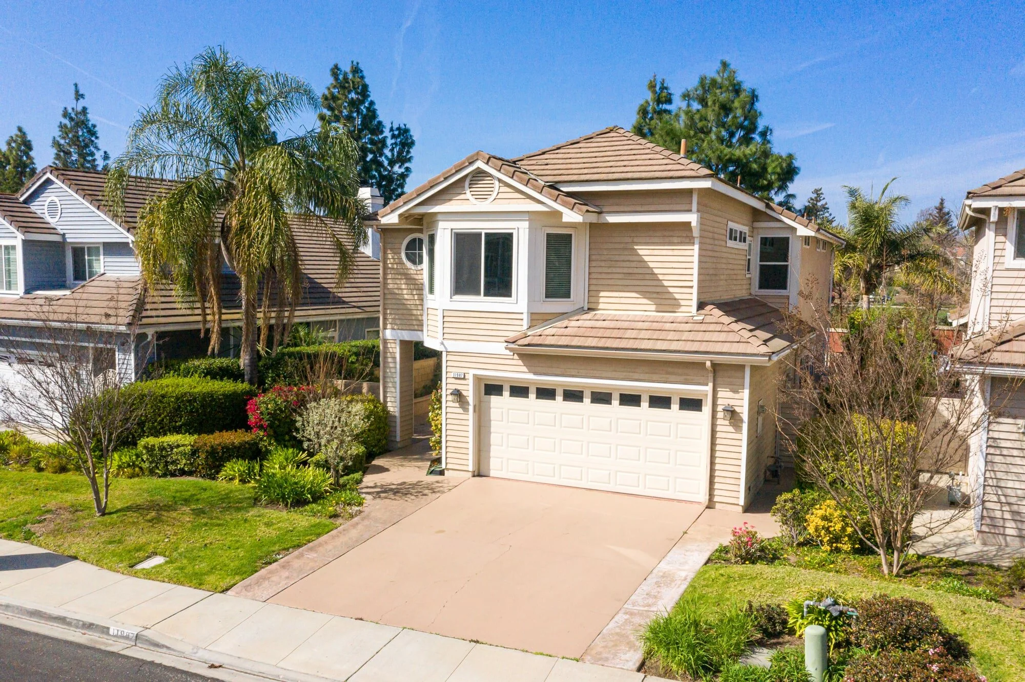 11987 River Grove Ct, Moorpark $694,999 (Sold)
