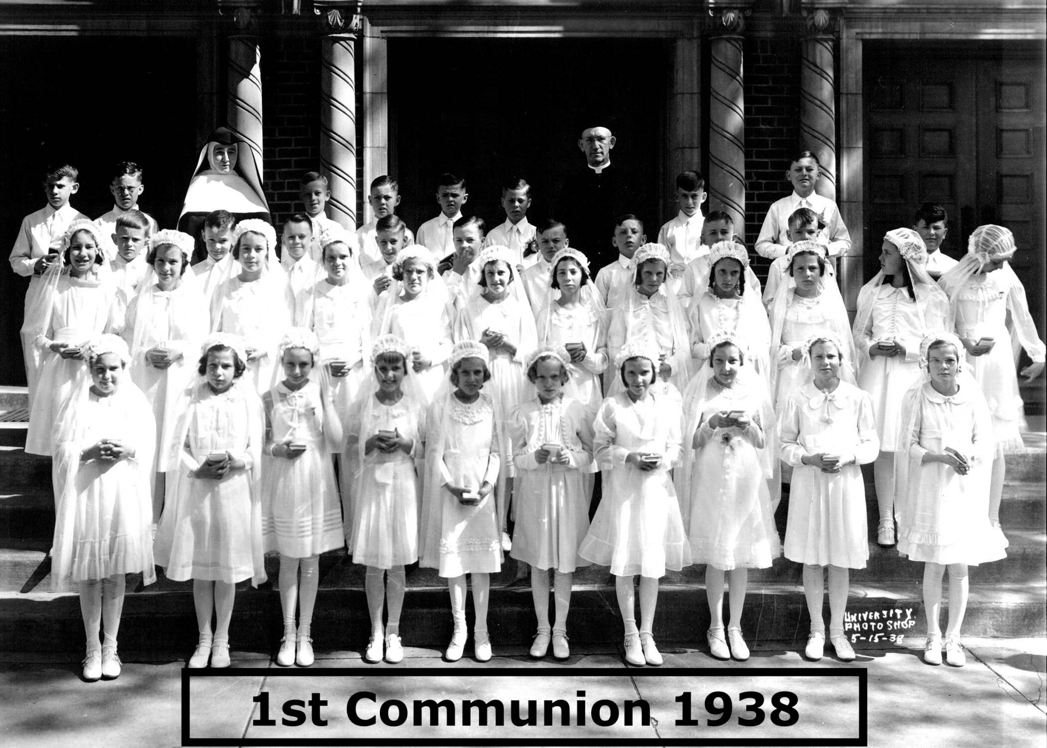 Bonnie Moschkau - 1st Communion 1938.jpg