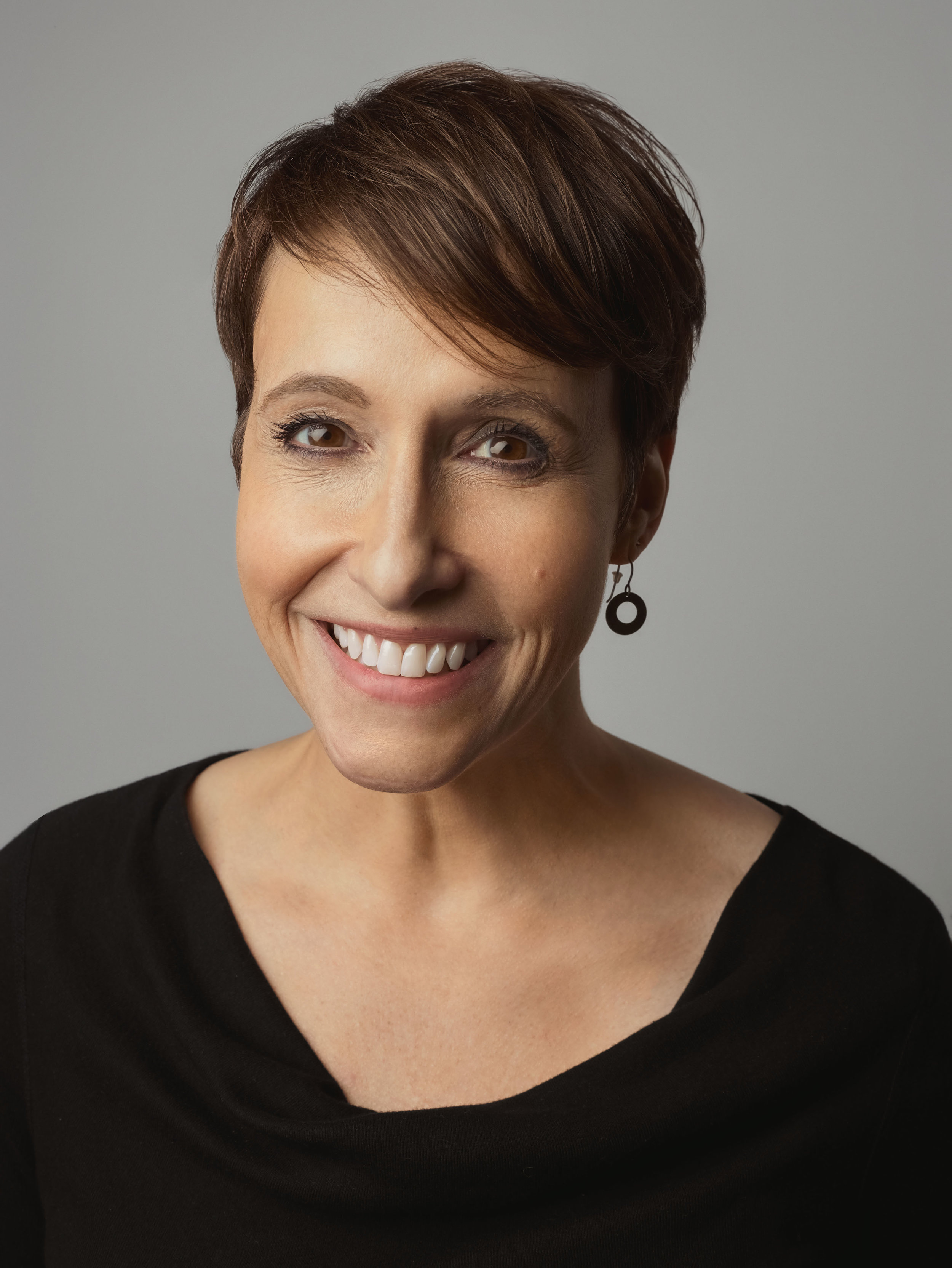 JenniferAbrams-20170529-016-warm.jpg