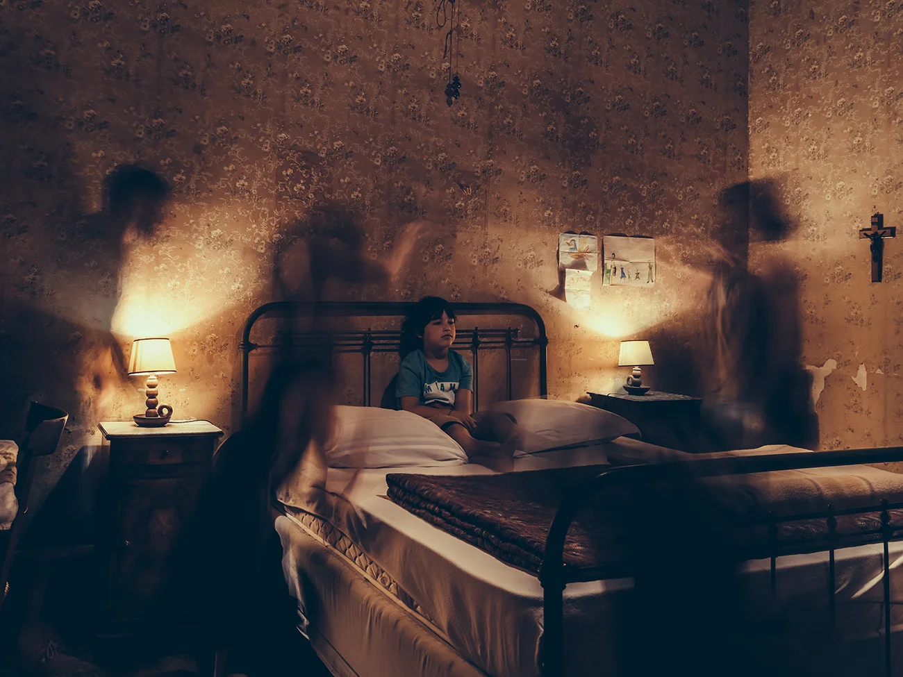 Ghosts-02.jpg