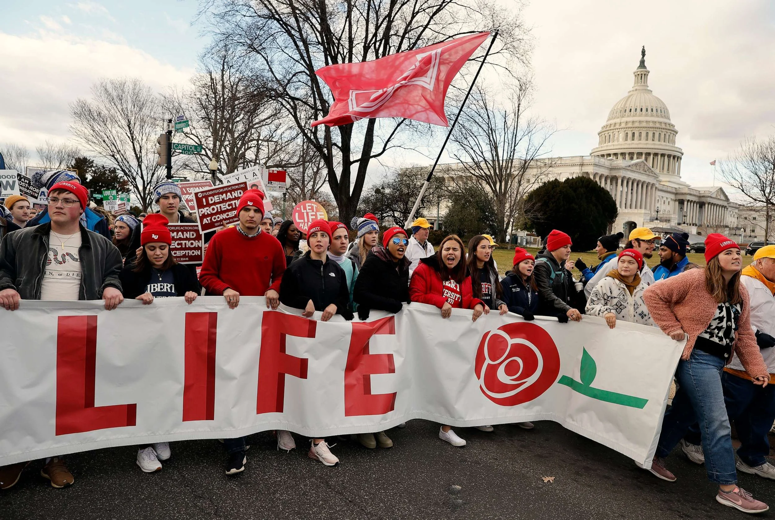 OLV Seniors attend National March for Life!