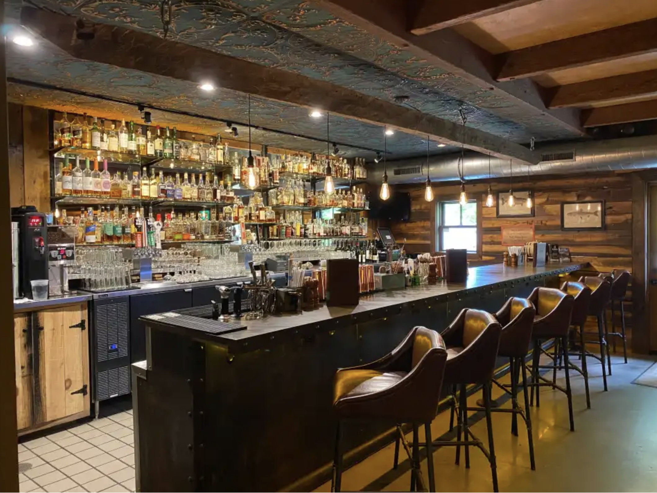 Best Dinner Spots in The Smoky Mountains, Gatlinburg, Pigeon forge and sevierville