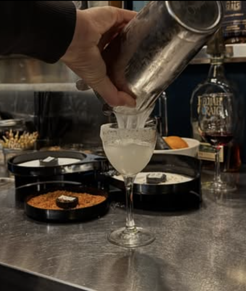 Cocktails Bar in Dixon CA