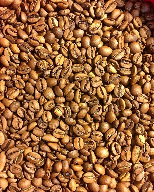 16th &amp; Locust will be loaded tonight! The coffees are completely different, but they definitely work well together! 50% Brazil Cerrado-Natural(mundo novo, catuaí, bourbon) &amp; 50% Ethiopia-(Gedeo Zone)Natural, likely a regional landrace coffee