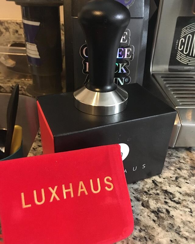 Gotta admit.. I was hyped  to unbox this joint! Nothing special, I just realllly needed a new tamper. I appreciate it LUXHAUS.