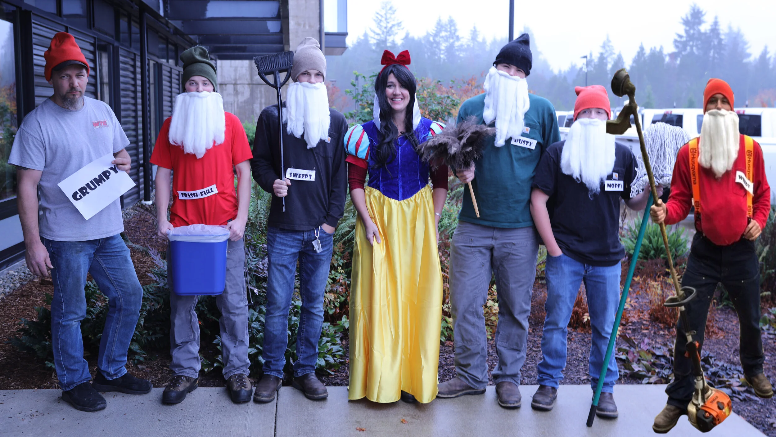 Snow white & Dwarfs.jpg