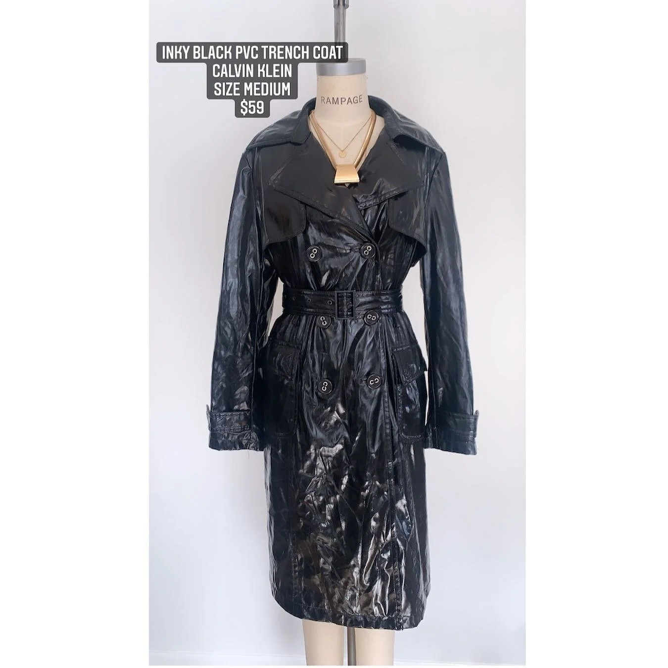 Are you into the full length leather jacket trend ?? #
We&rsquo;ve been seeing these jackets all over lately and decided to source some great silhouettes for you all ✨ DM to purchase