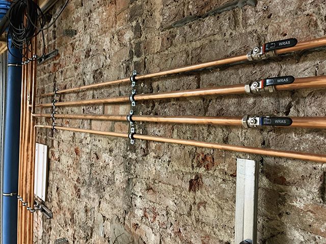 First fix coming along at a project in Notting Hill🚰👌🏻 #psb #plumbing #pipework #plumberslife #london