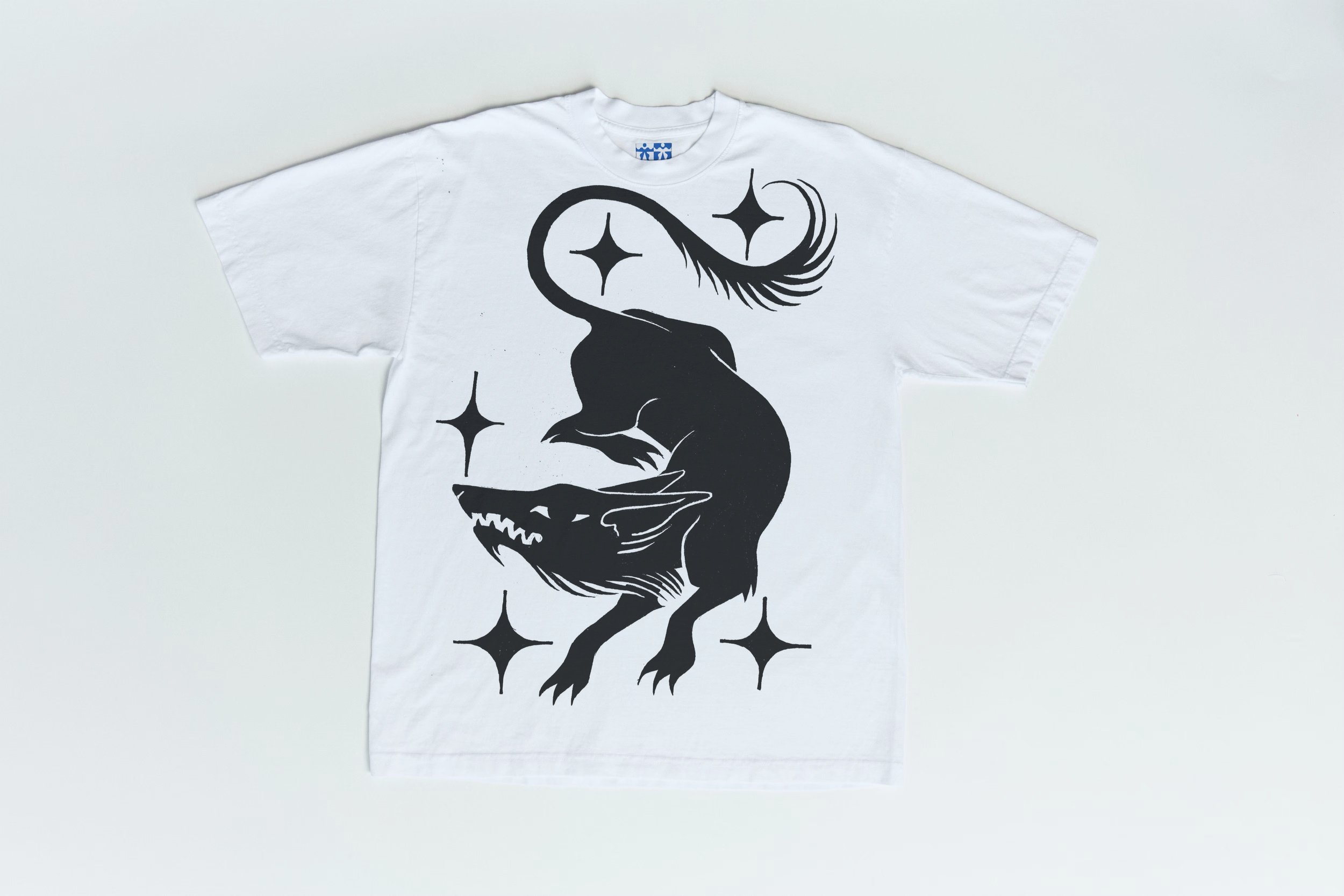 maneken-TshirtFrontFlat.jpg