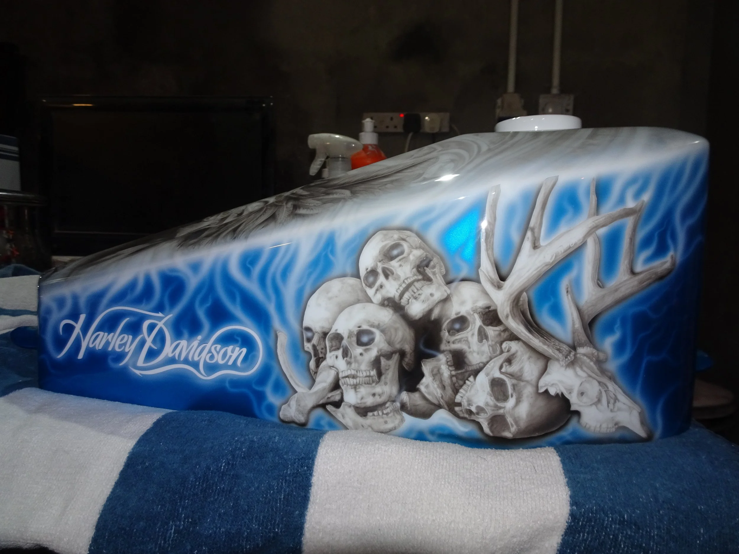Harley Davidson custom paint