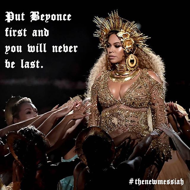 @beyonce ALWAYS OFFERS HER HAND #hallelujah
#thenewmessiah

#BeforeC #AfterC #beyondC #beyonce #Baychella
#newmessiahs #beyonc&eacute;homecoming
#homecoming #religion
#pray #passion
#Vision #todayandforever
#femalepower #instagood
#BC #AC #BeyondC
#t