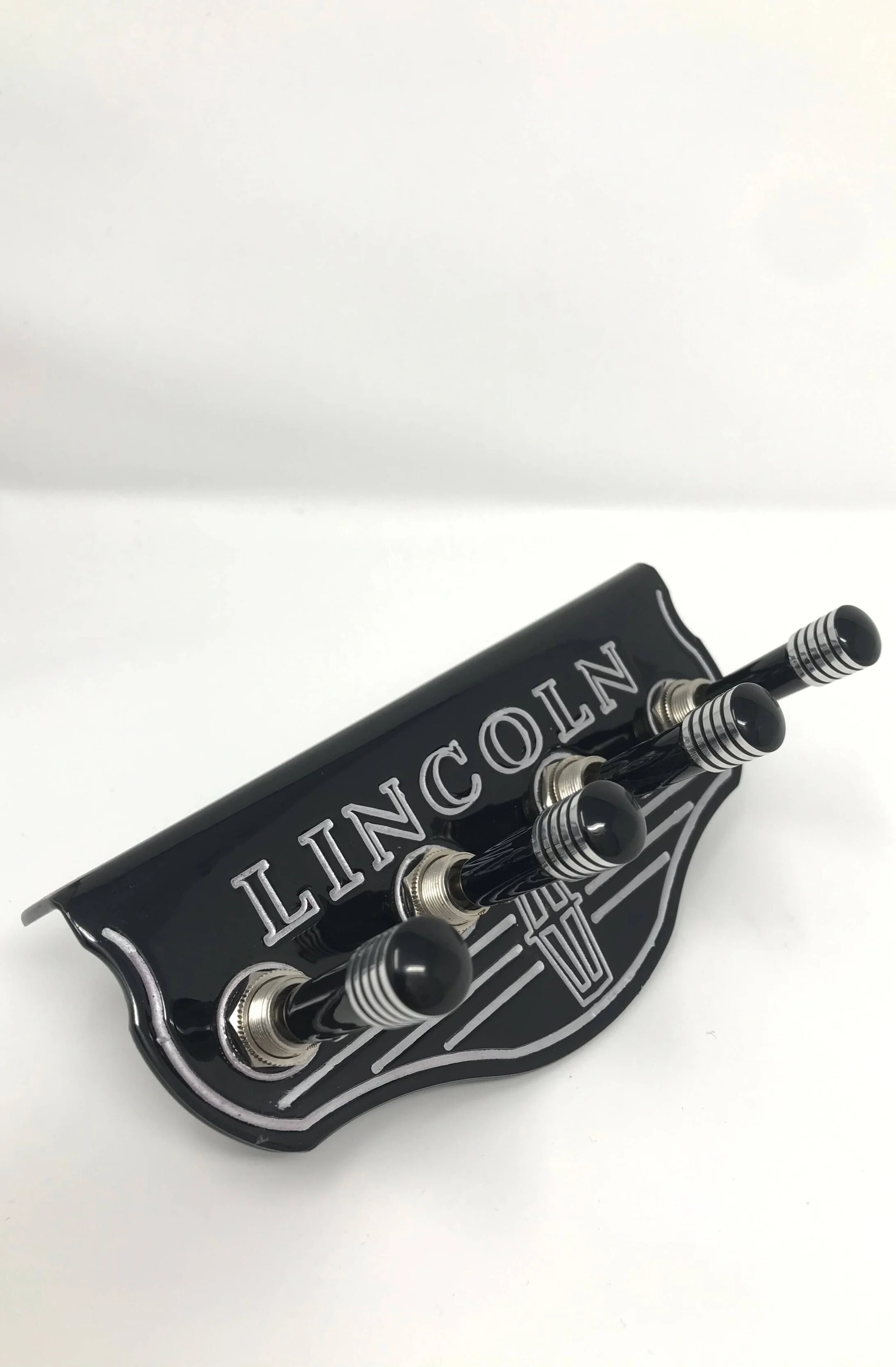 Lincoln Black Silver w/ Billet Black 