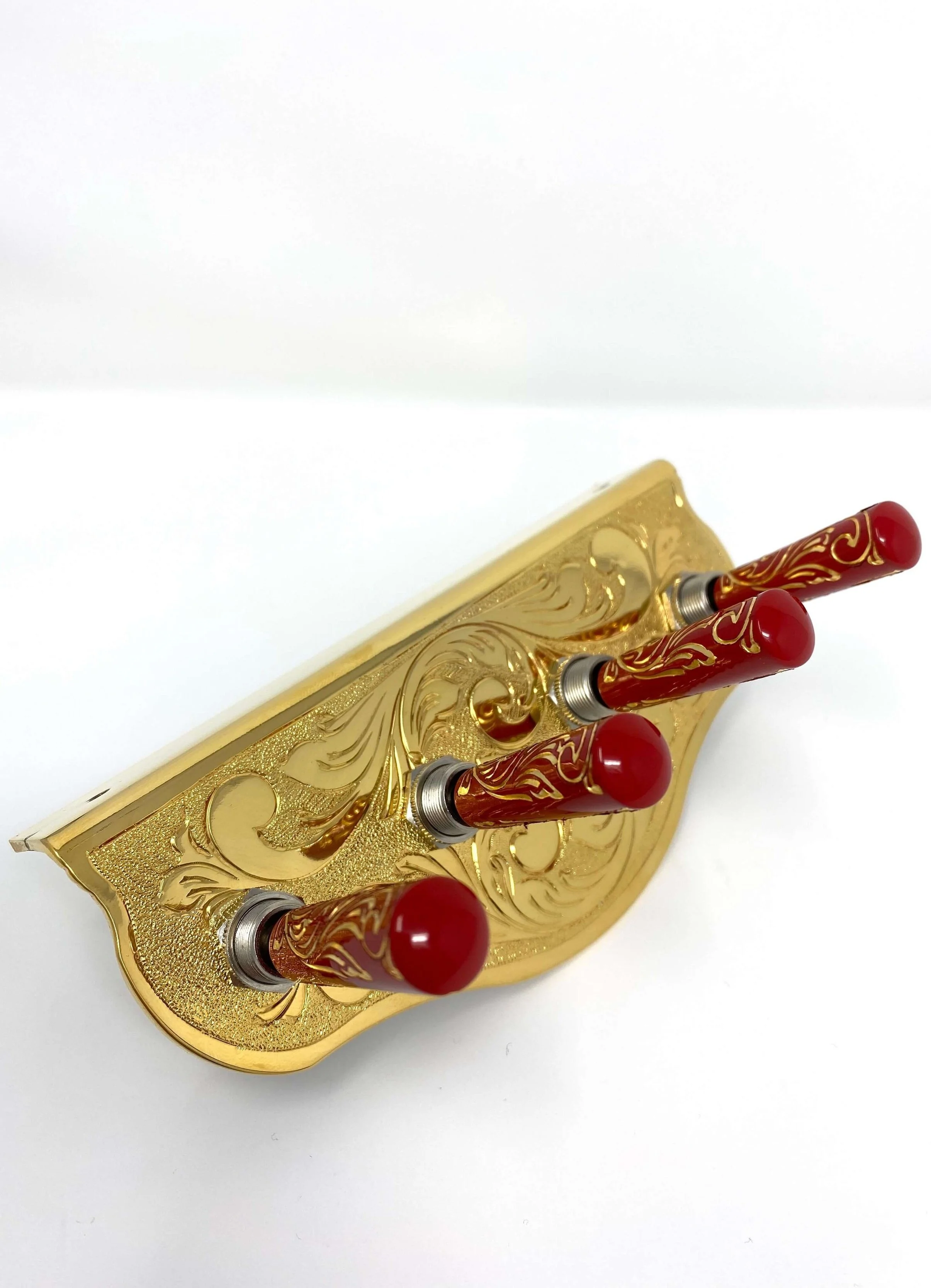 Gold Engraved w/ Red / Gold Engraved