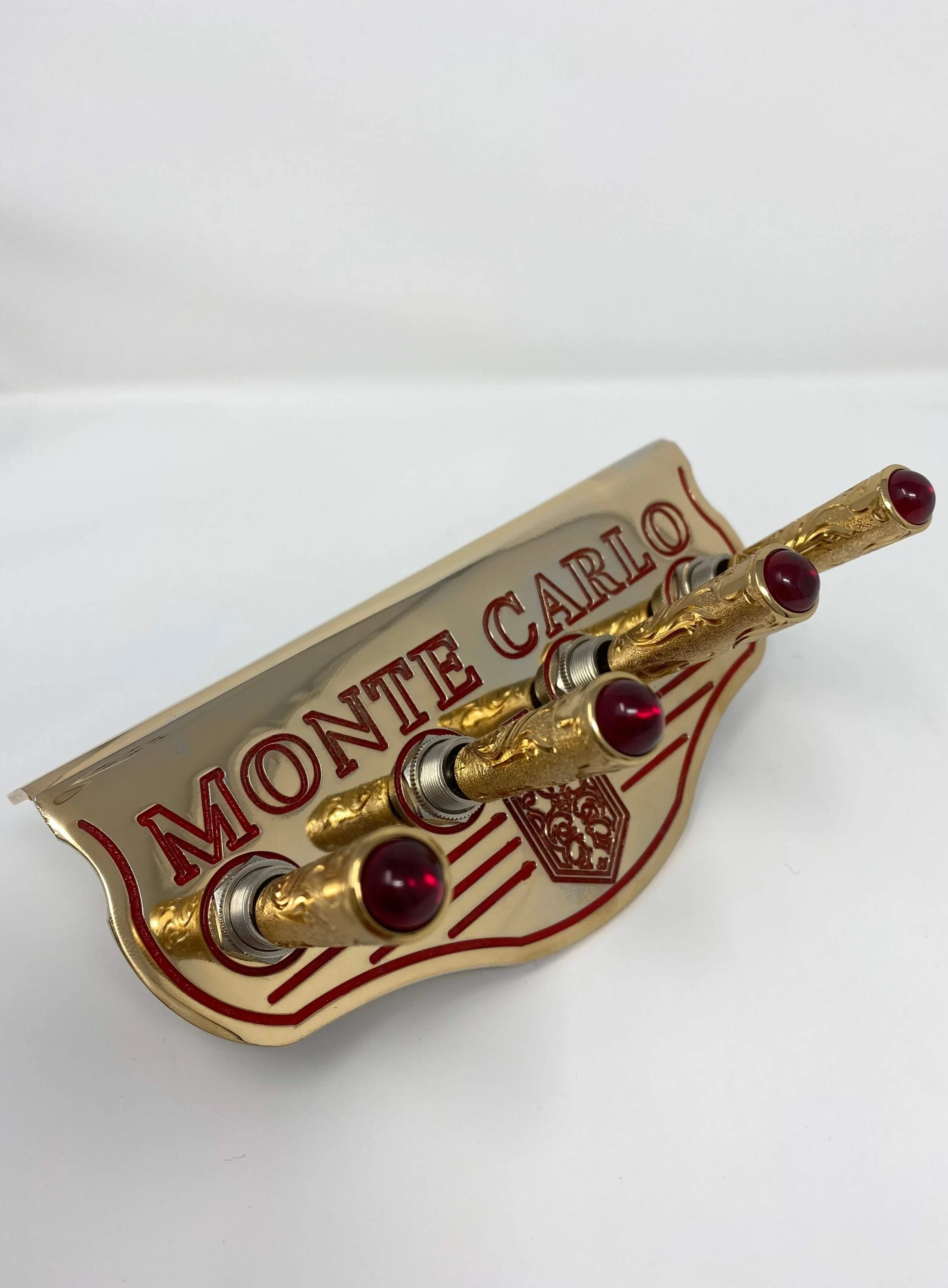 Monte Carlo Gold / Red w/ Gold Engraved Red Gemstones