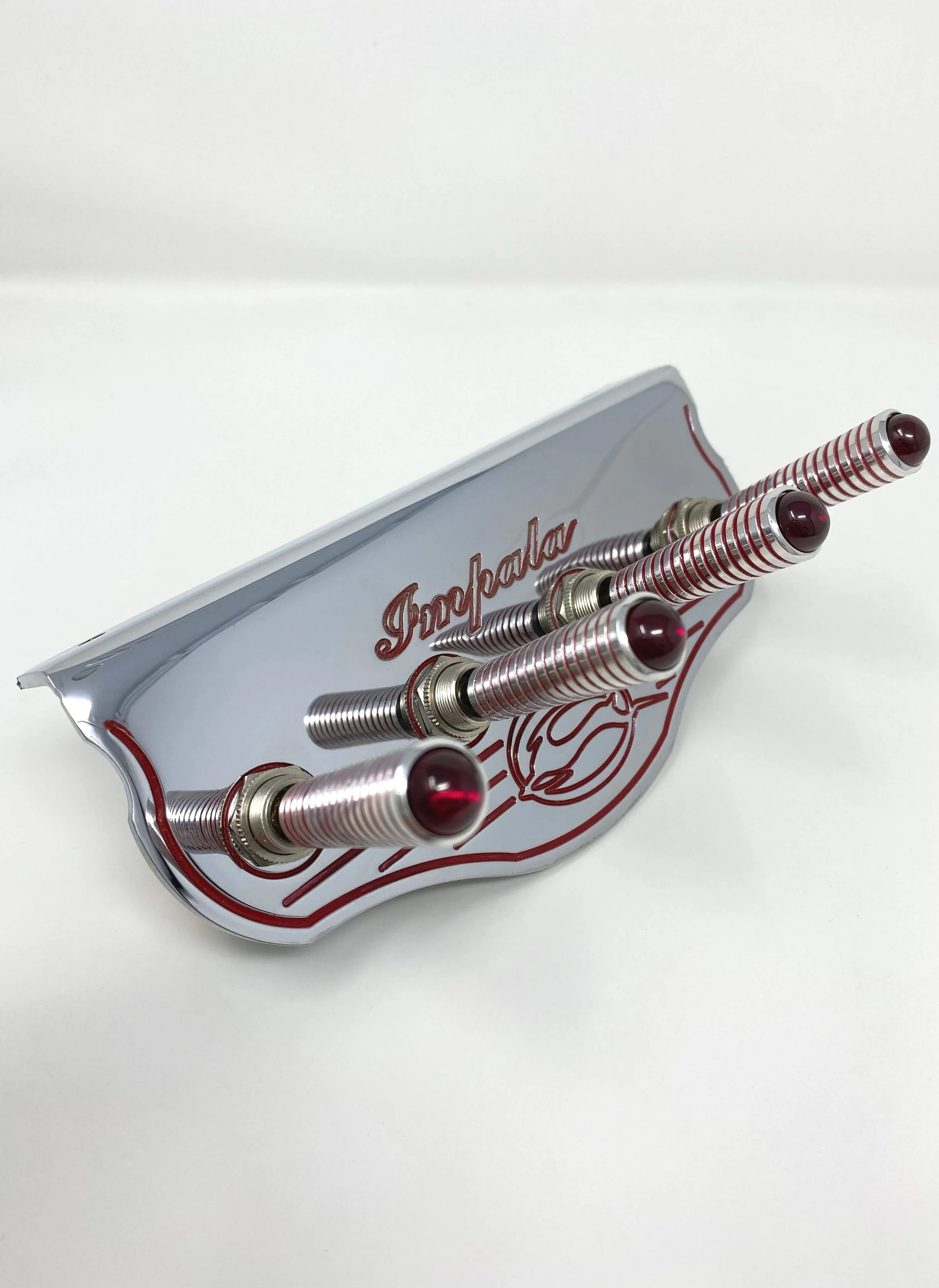 Impala Red w/ Ribbed Red and Red Gemstones