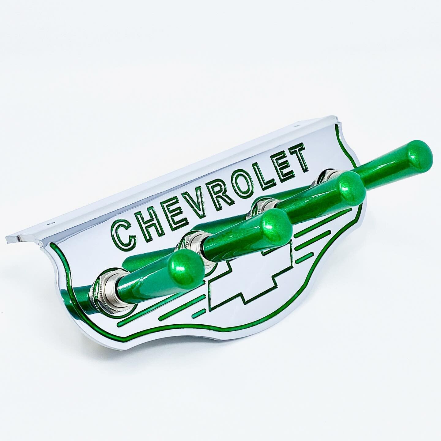 Check it out! Chevrolet Chrome 4 Hole Switch Panel Plate Pinstriped Candy Green with our Candy Green Smooth, Billet, and Billet &ldquo;Extended&rdquo; Toggle Switch Extensions 🔥 Visit famswitches.com to create your own full setup! Any questions or c