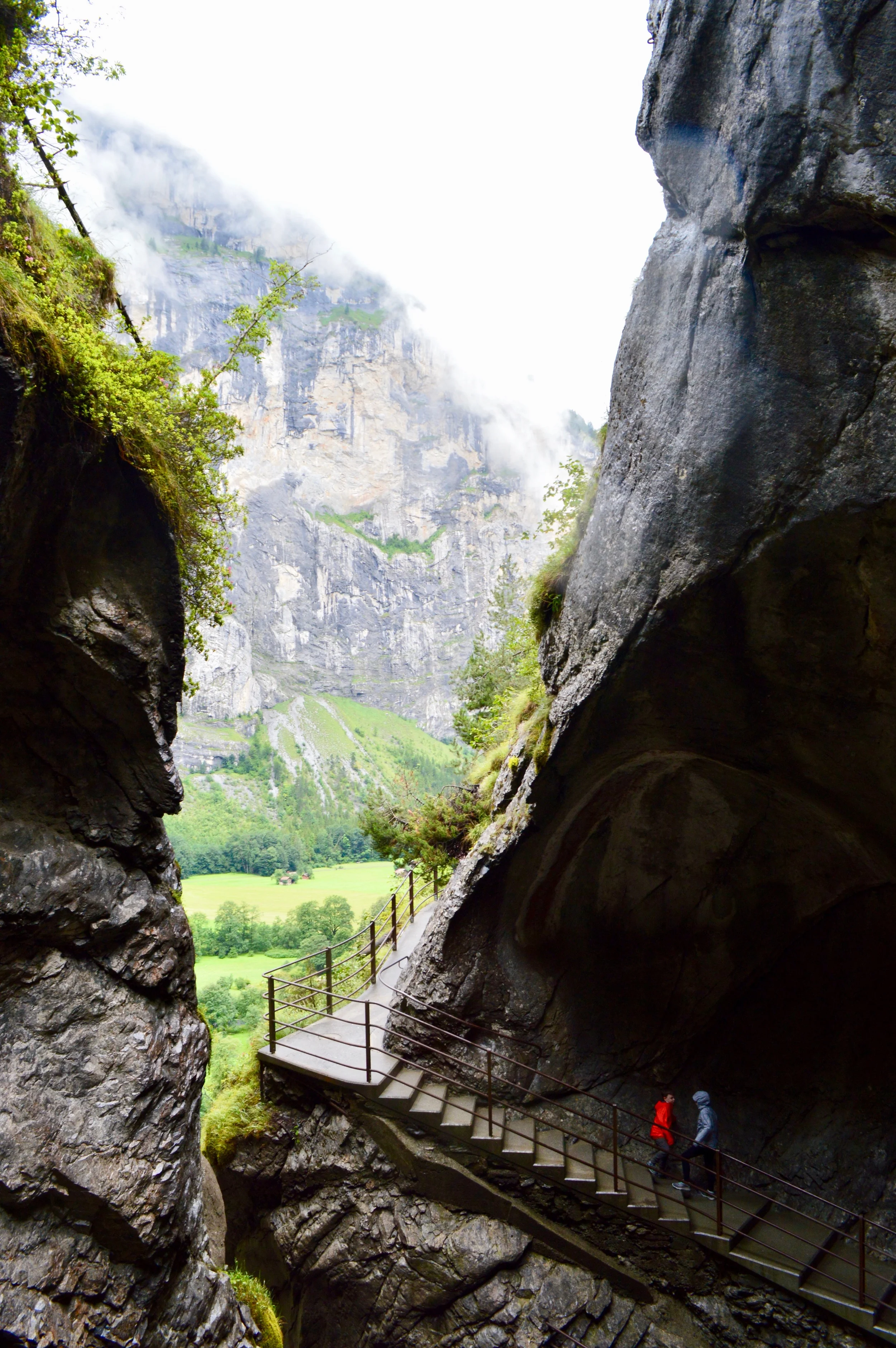 Bernese Oberland: Lauterbrunnen Valley 