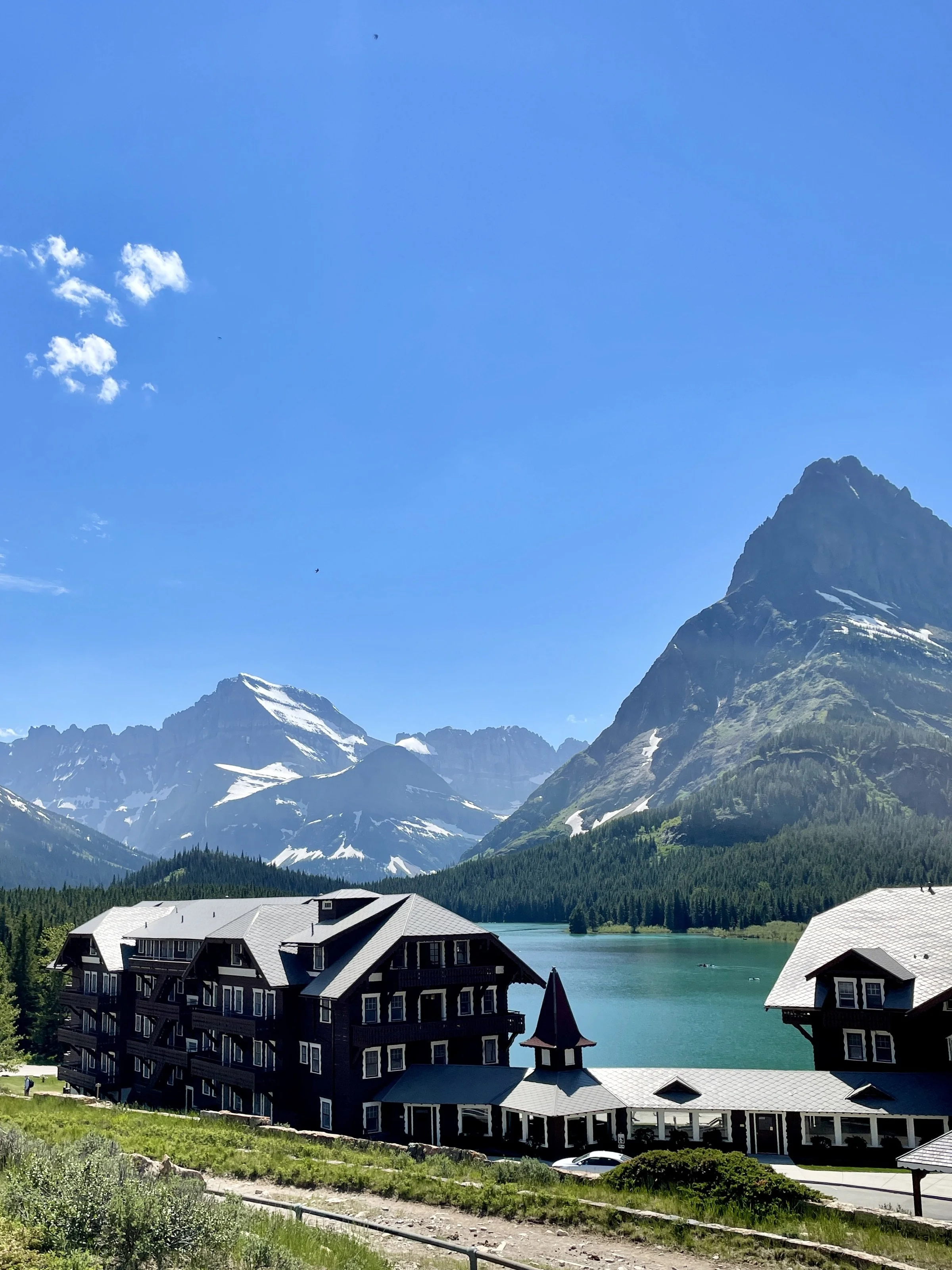 Glacier National Park: Many Glacier