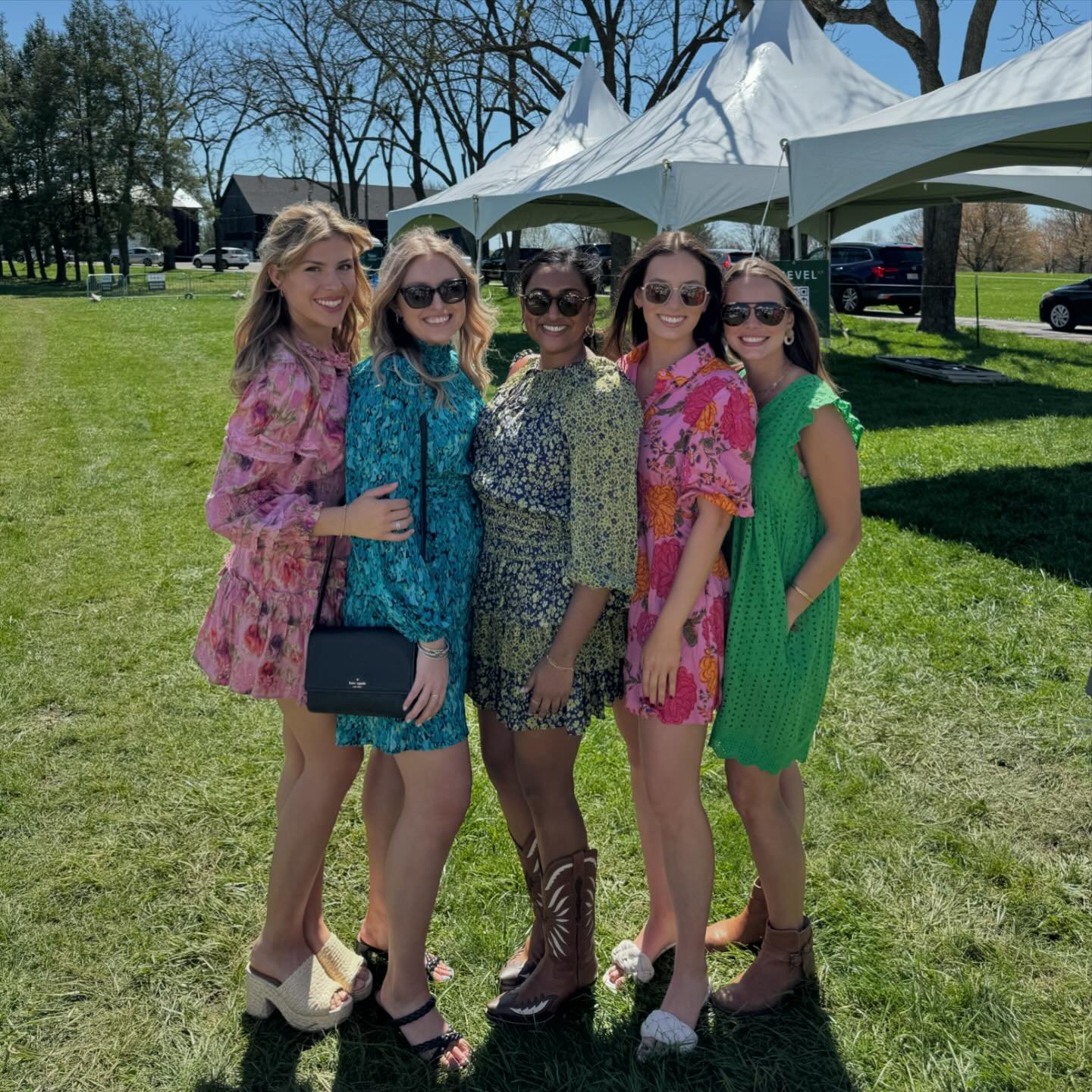 Keeneland with our classmates never disappoints! Thank you again to Pacific Dental Services!! 🦷💙 #springmeet 🐎