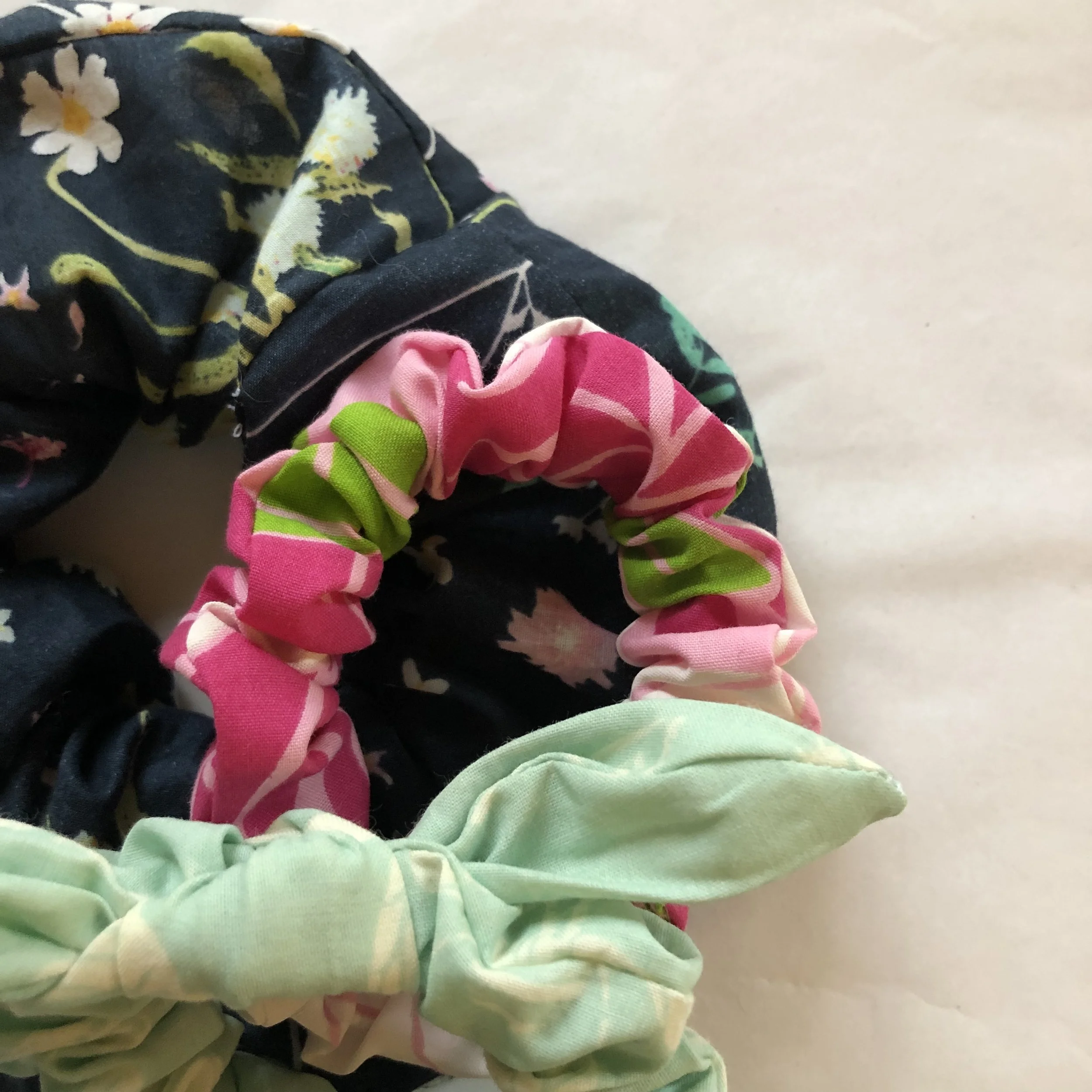 machine sewing 101 - scrunchies