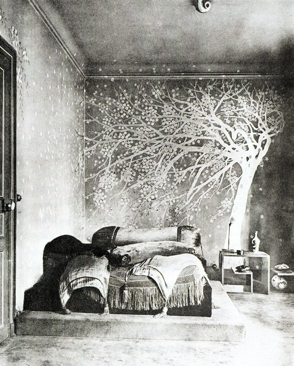 poiret's bedroom.png