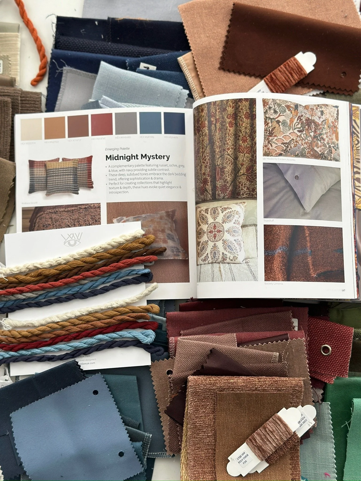 Midnight Mystery palette preview from the Winter 2024 Color Guide: Dreamweaving