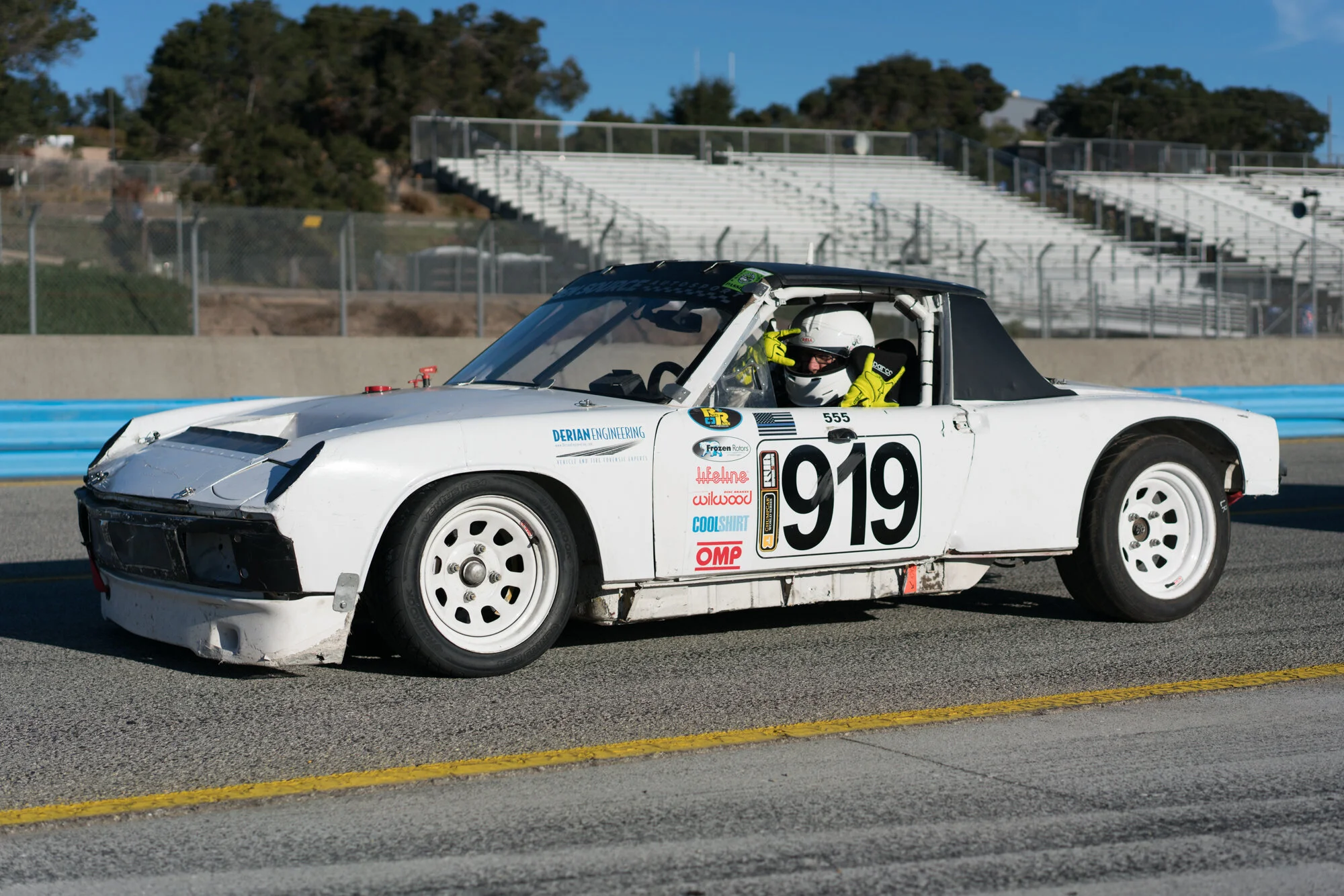 1710_LagunaSeca_LuckyDog_TC305494.jpg