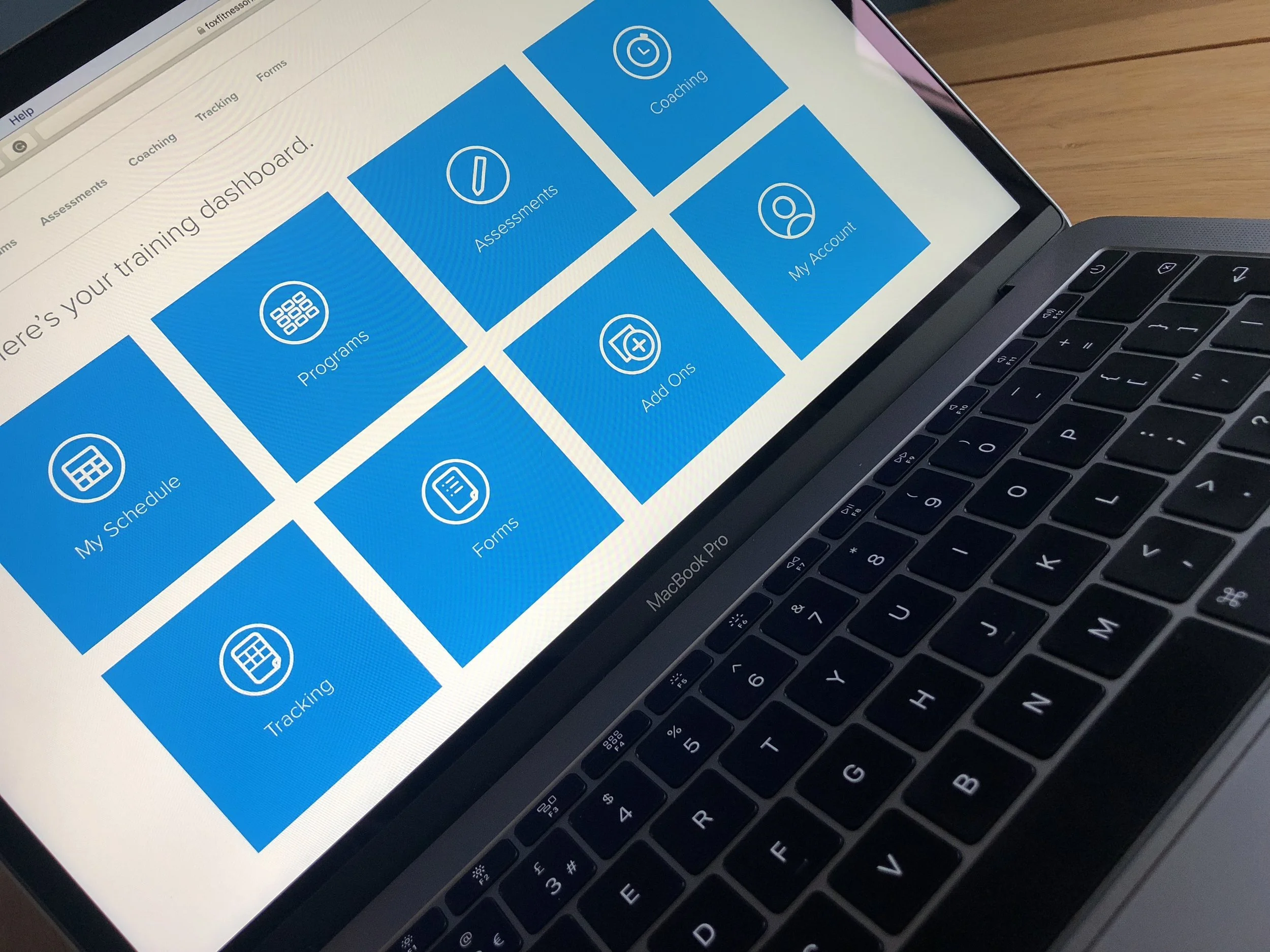 8 Reasons Why Online Personal Coaching is more AWESOME than in-person training 👍 and how you’ll get better results with it 👌