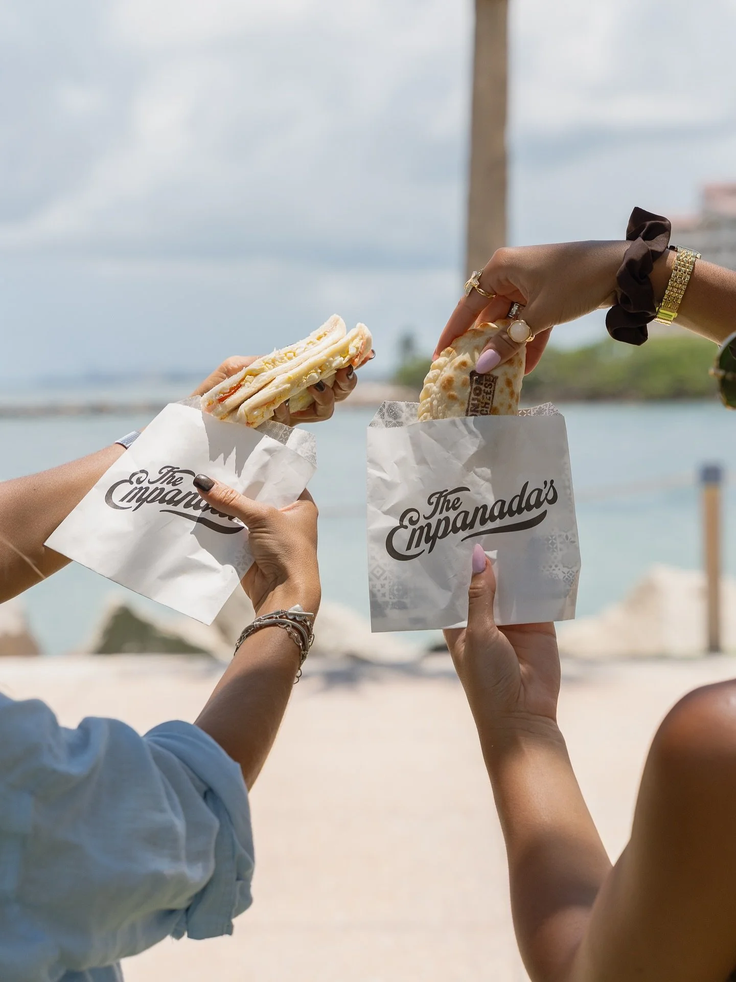 Saturdays are made for this! ✨

SEE YOU HERE 👇🏼

📍 Key Biscayne &bull; Downtown Miami &bull; Aventura &bull; Doral &bull; Weston &bull; Fort Lauderdale &bull; South Miami

&mdash;

#Theempanadas #Empanadasmiami #Miamieats #Empanadalovers #Foodiemi