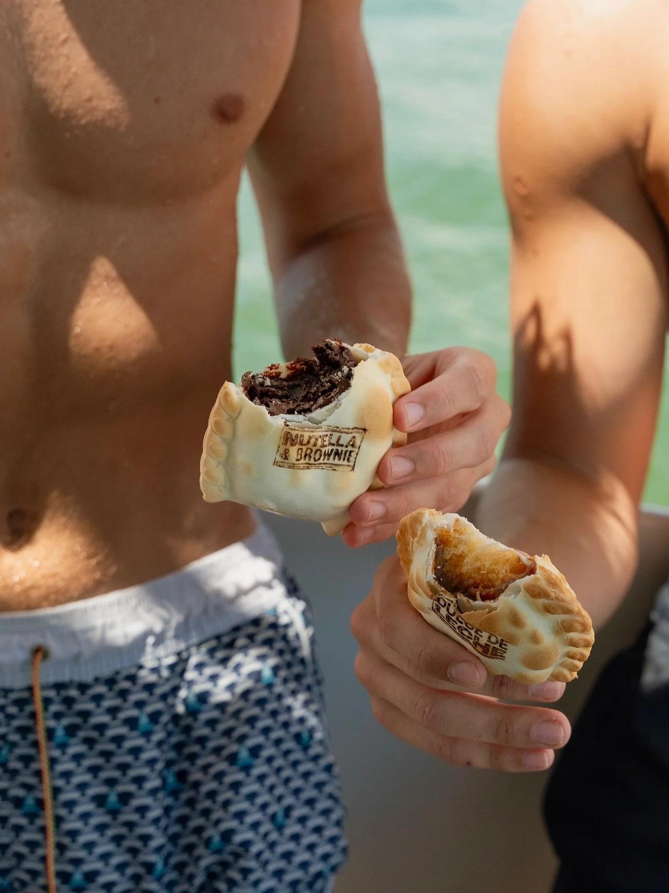 Breakfast? Empanadas. Lunch? Empanadas. Dessert? Oh, you already know the answer 😉

👉🏼 Nutella and brownie
👉🏼 Dulce de leche

📍 Come try them! 8 stores in Miami | 2 more coming soon!
 
&mdash;

#Theempanadas #Empanadasmiami #Miamieats #Empanada