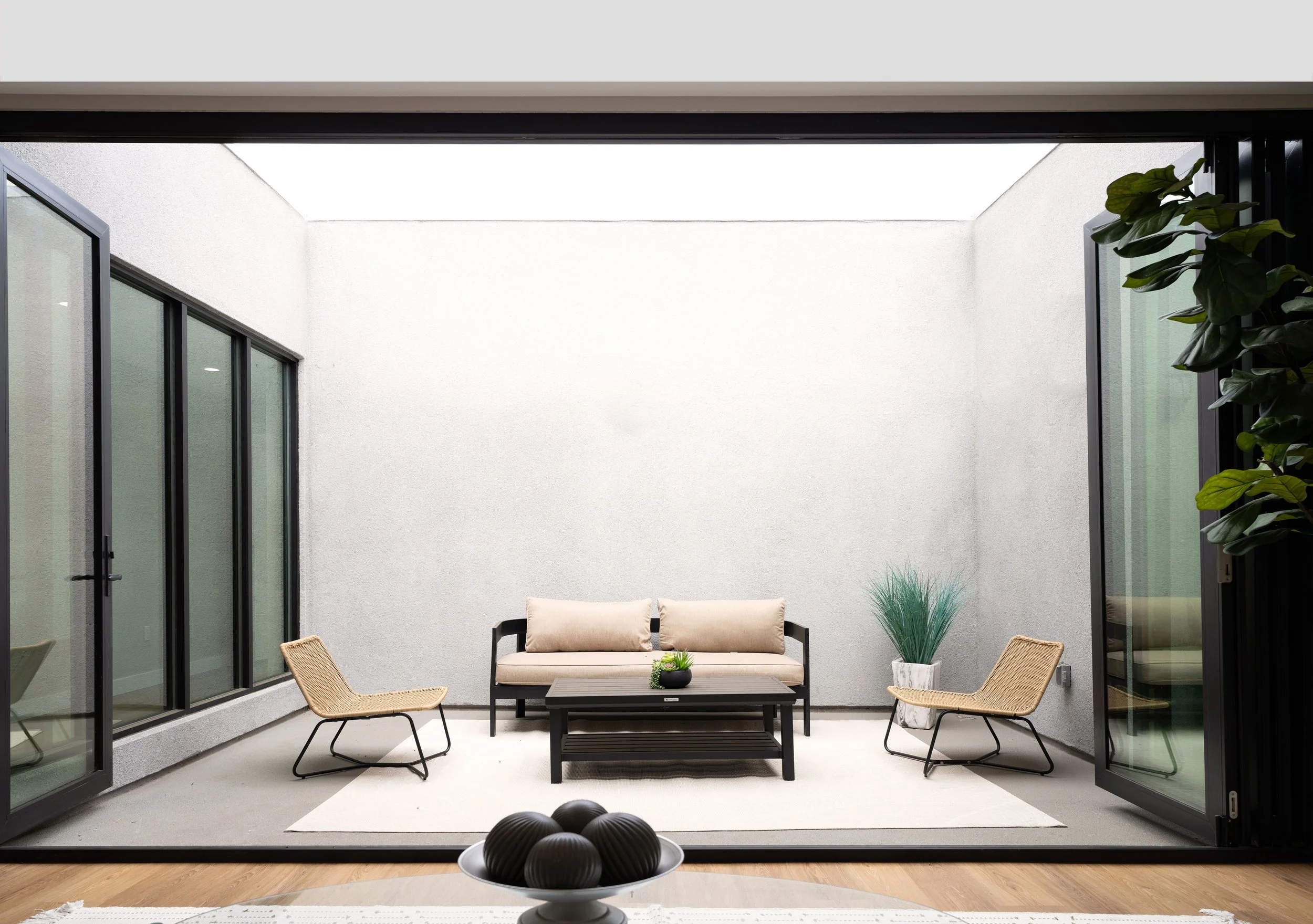 DSC04049 copy 4 3.jpg