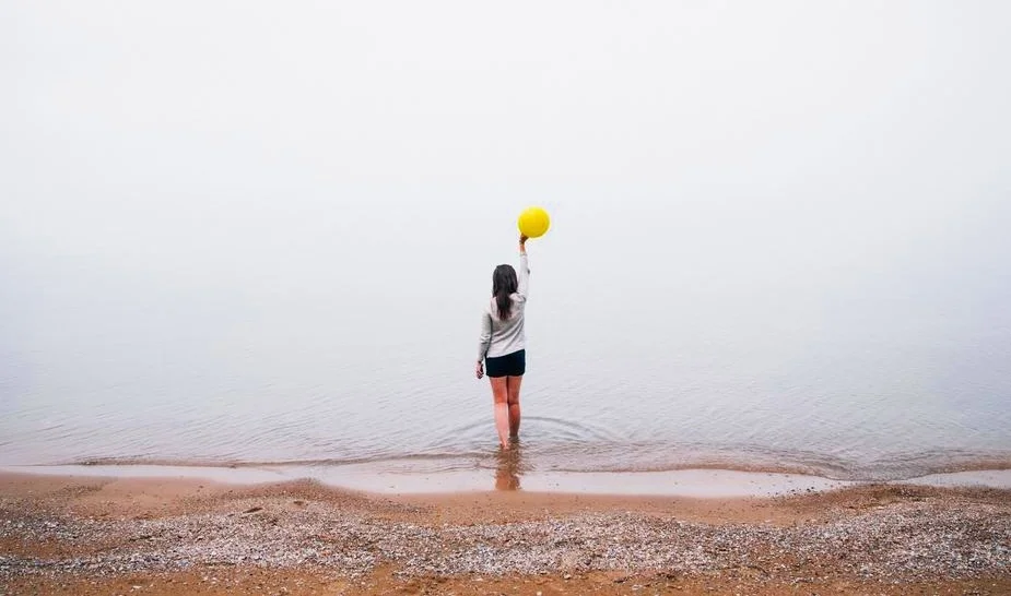 dreamy-beach-landscape_925x.jpg