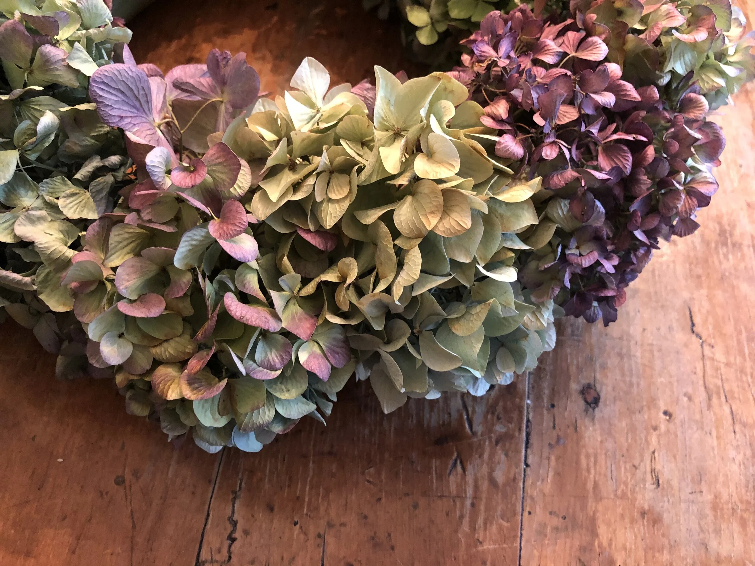 10 Minute Hydrangea Wreath