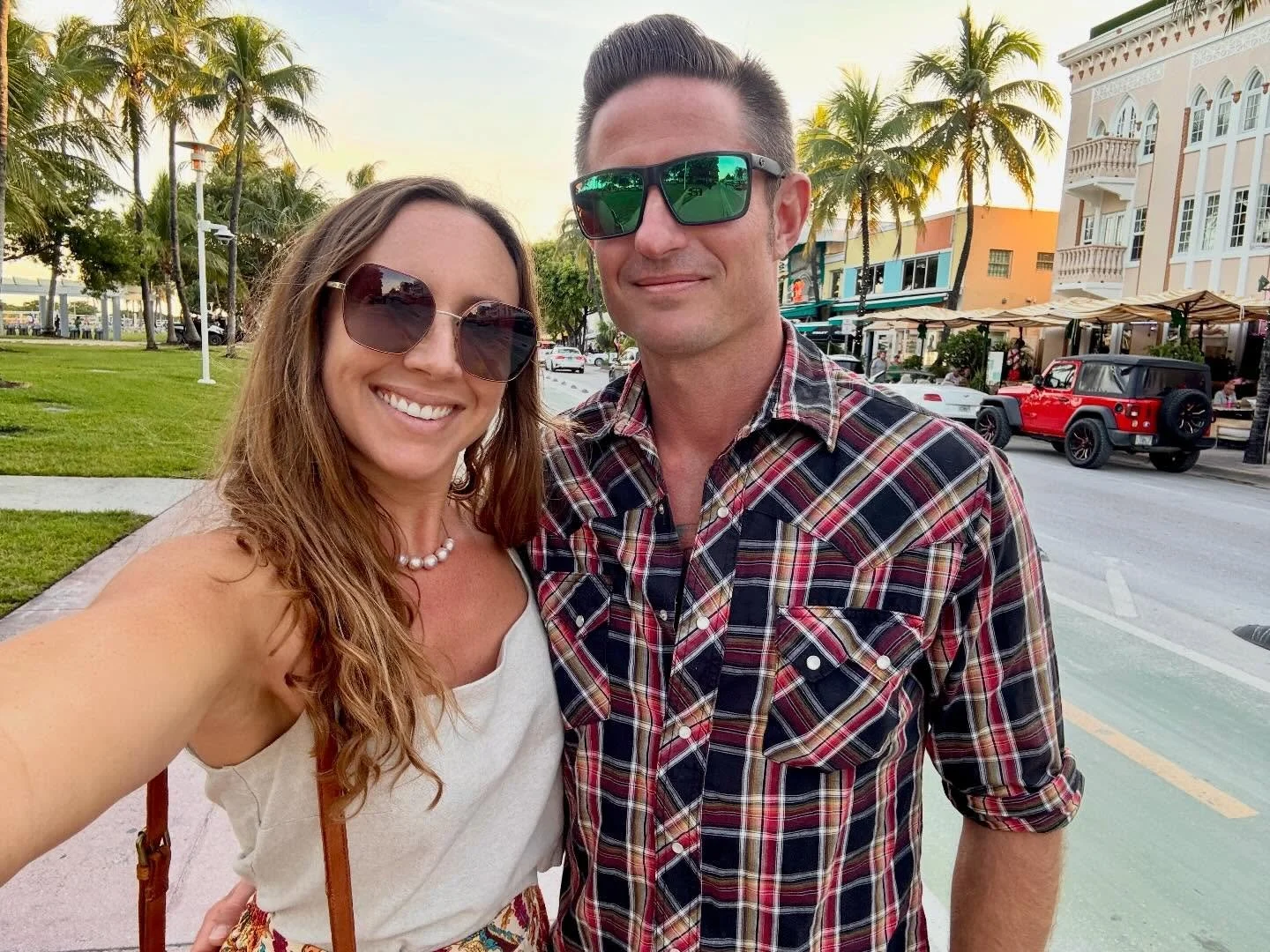 Feliz cumpleanos @kyleabunga 💘 You are so very loved and so super amazing! A true blessing to the earth (&amp; me! 🙏) 😍 
.
This wild child clocked 40 miles by foot in 8.5 hours today. He even worked and cooked me a big fat ribeye for dinner! Alway