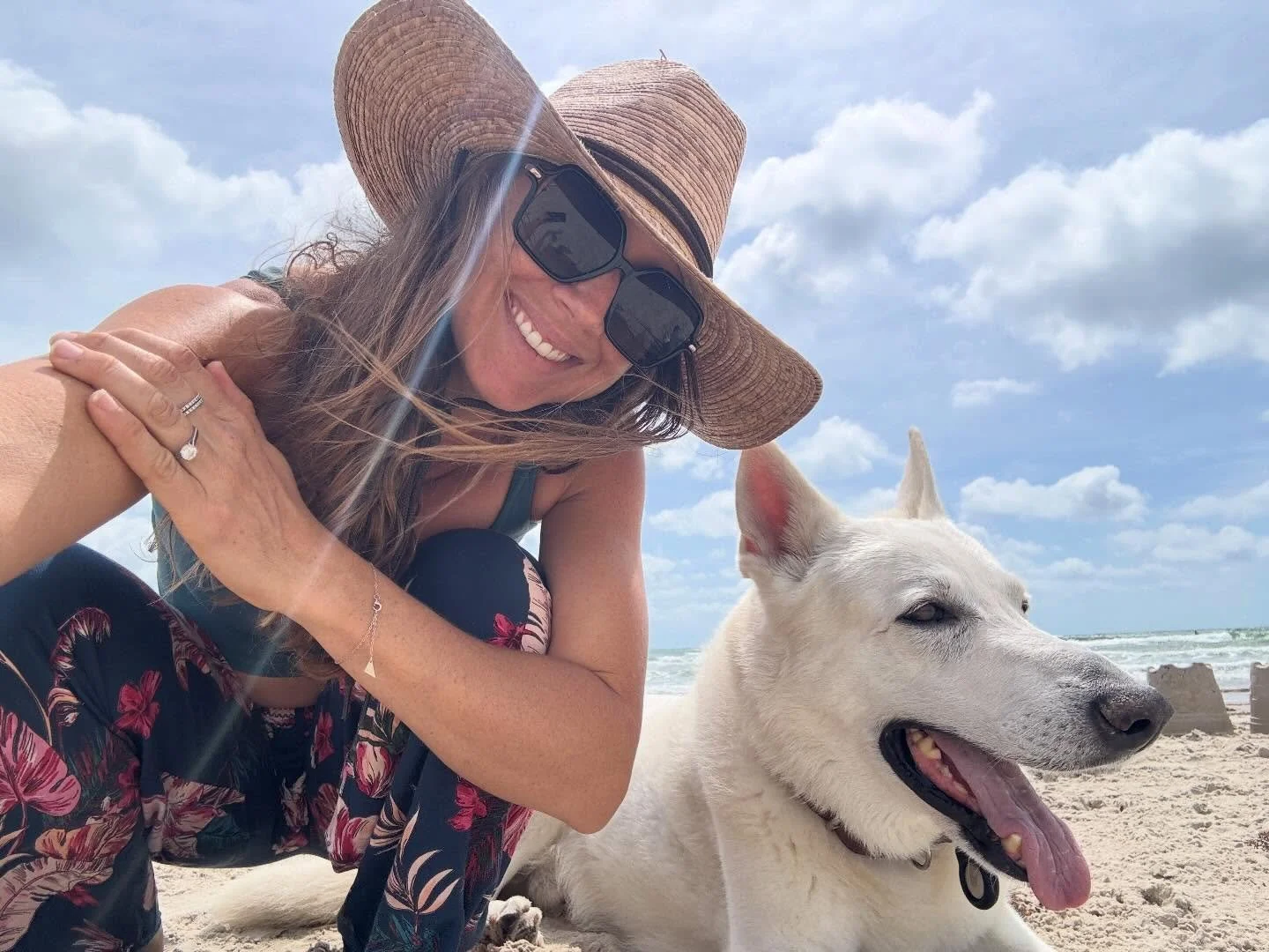 🥰🏝️🐕🐚🌊✨ 
.
#kglover #padreisland #texascoast #ilovethebeach #coastal