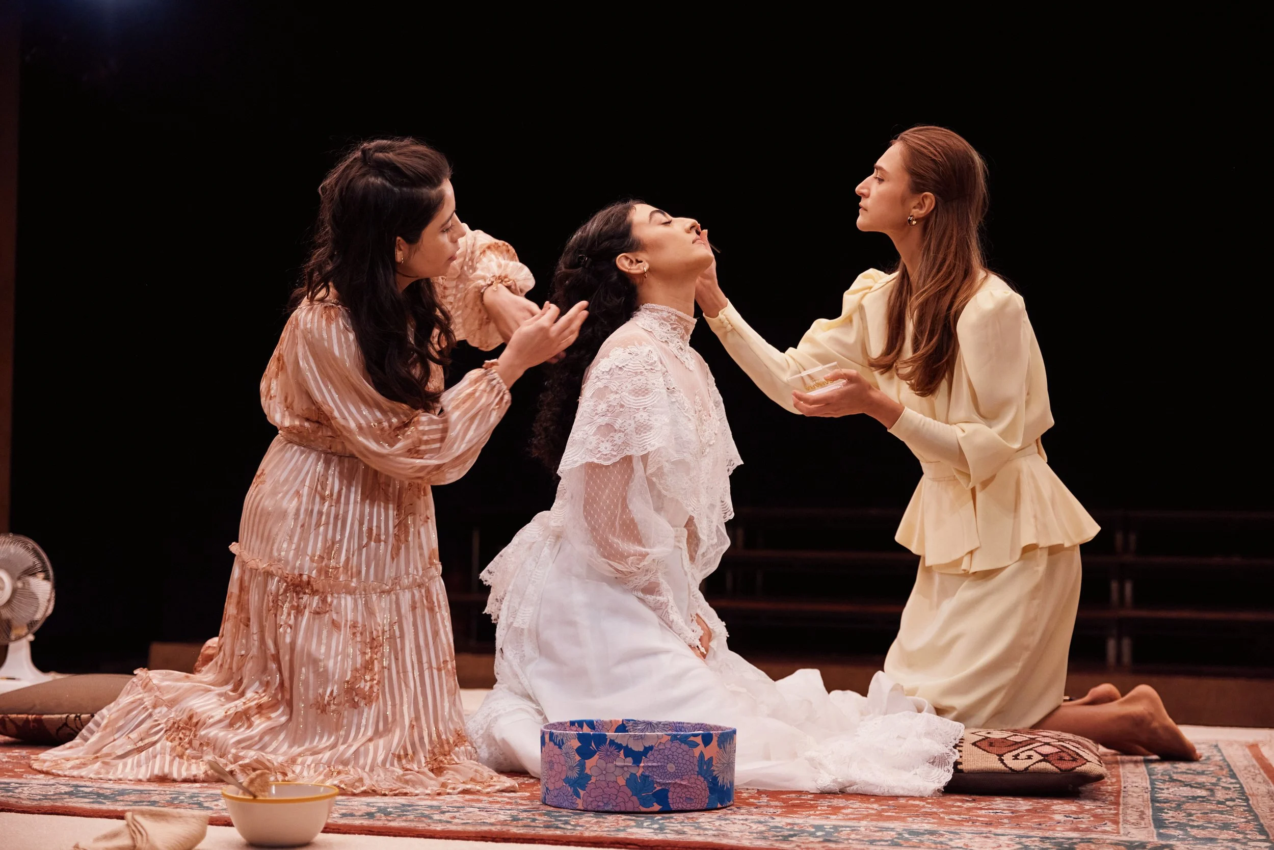 102424_GateTheatre_WishYouWereHere_PRODUCTION-1-0012.JPG