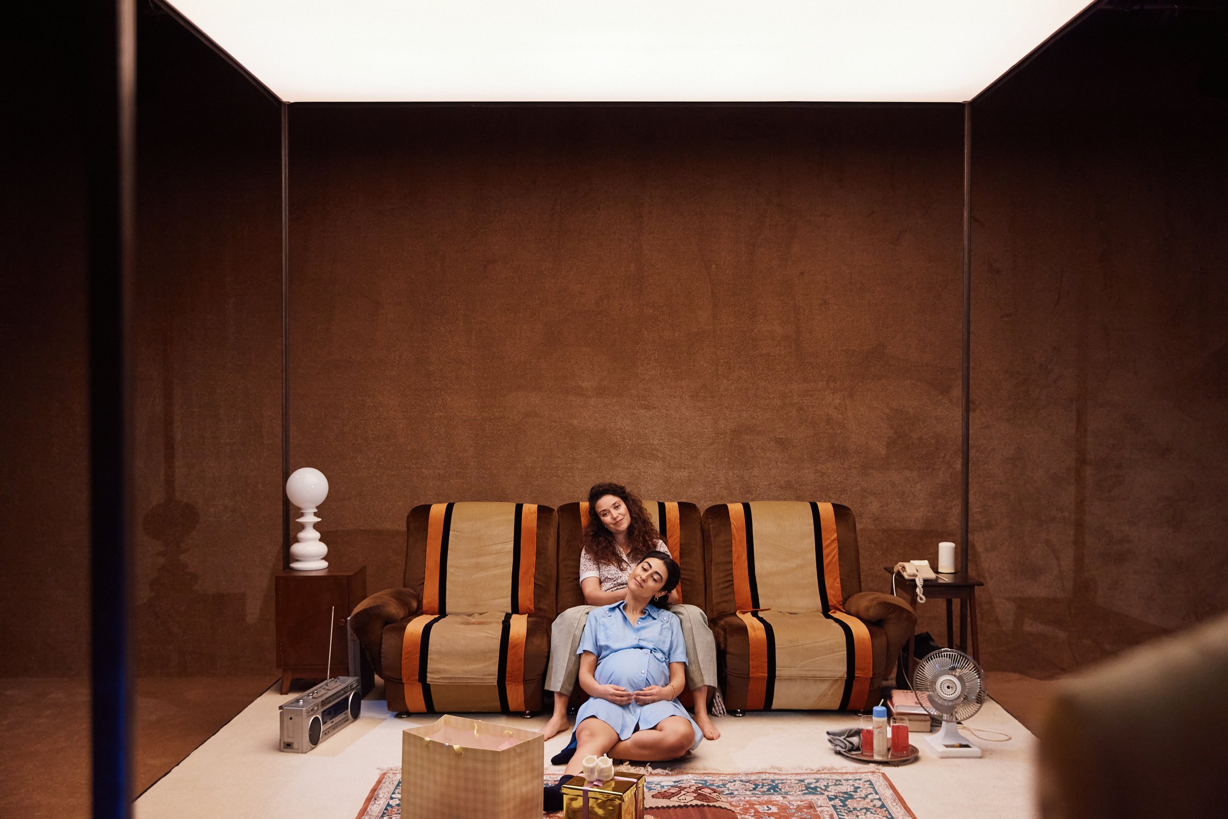 102424_GateTheatre_WishYouWereHere_PRODUCTION-1-0014.JPG