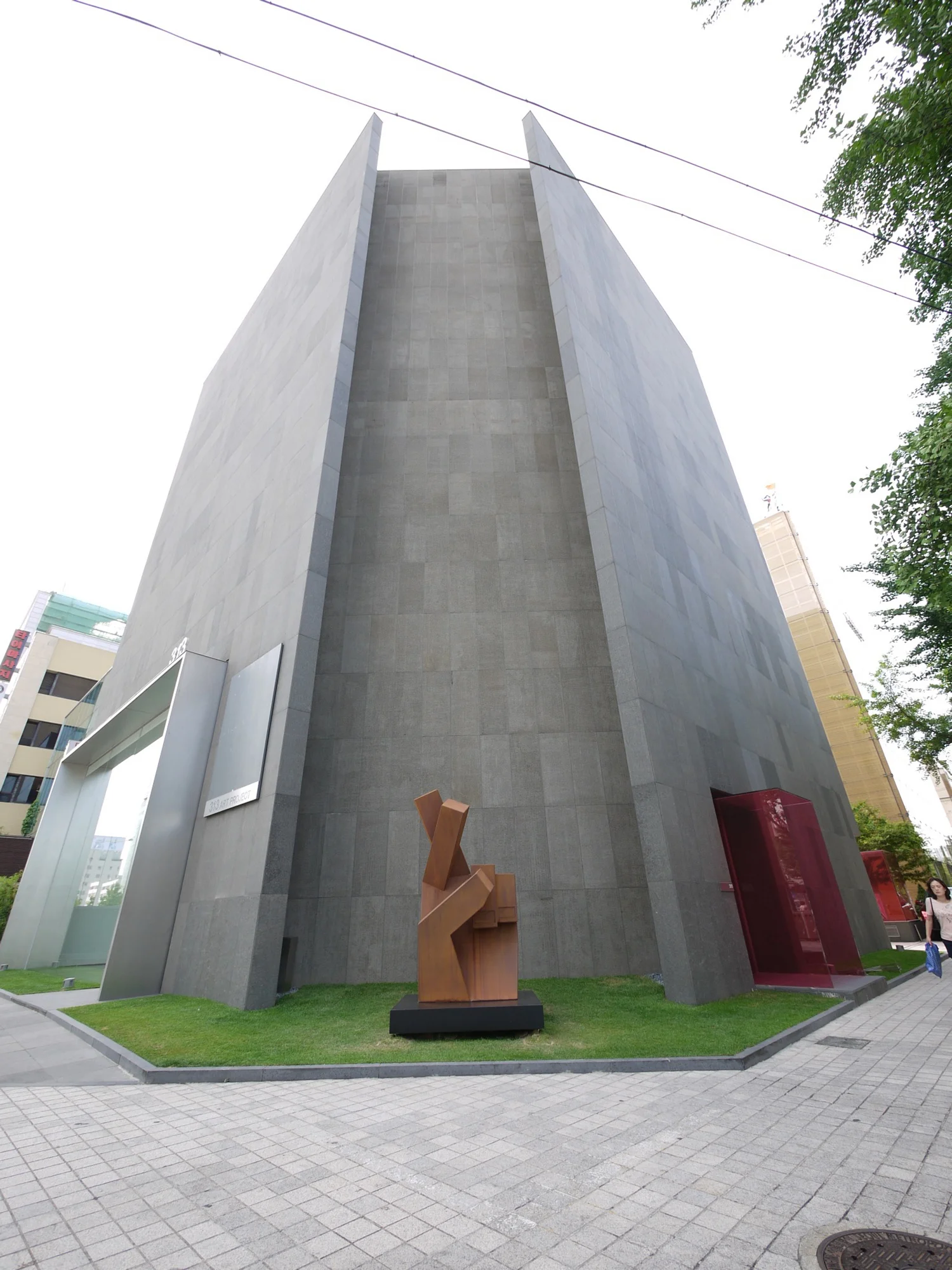   Heavy Handed (Crossed Obelisk),  2012 (installation view) 