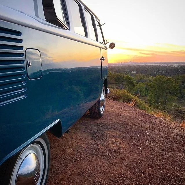 Golden views of Perth city last night 🔥 and back up into the hills for weddings this afternoon