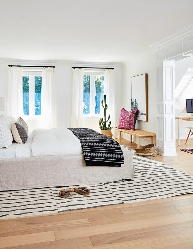 crop-2019_MAY_Nelsons_MasterBedroom_01_HH_FE19_31.jpg
