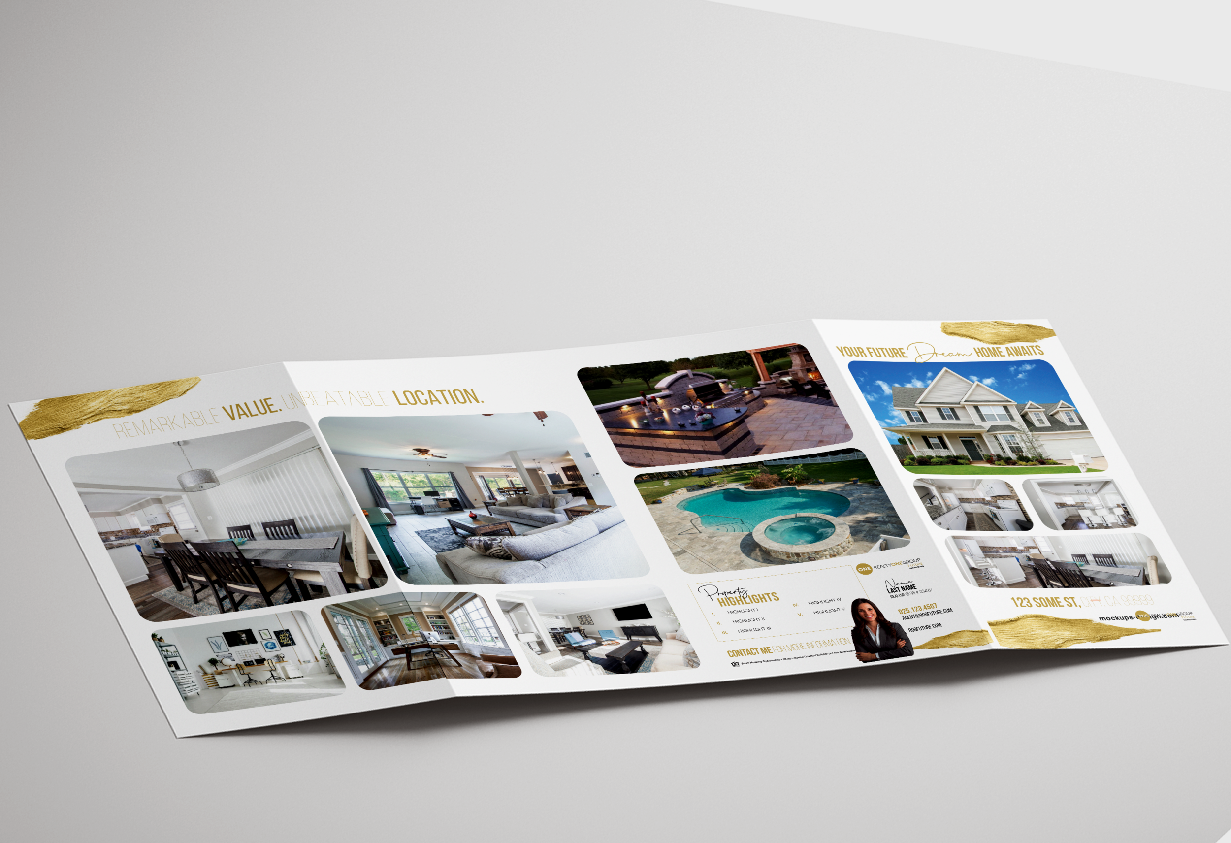 Gatefold_Mockup_WhiteA.png