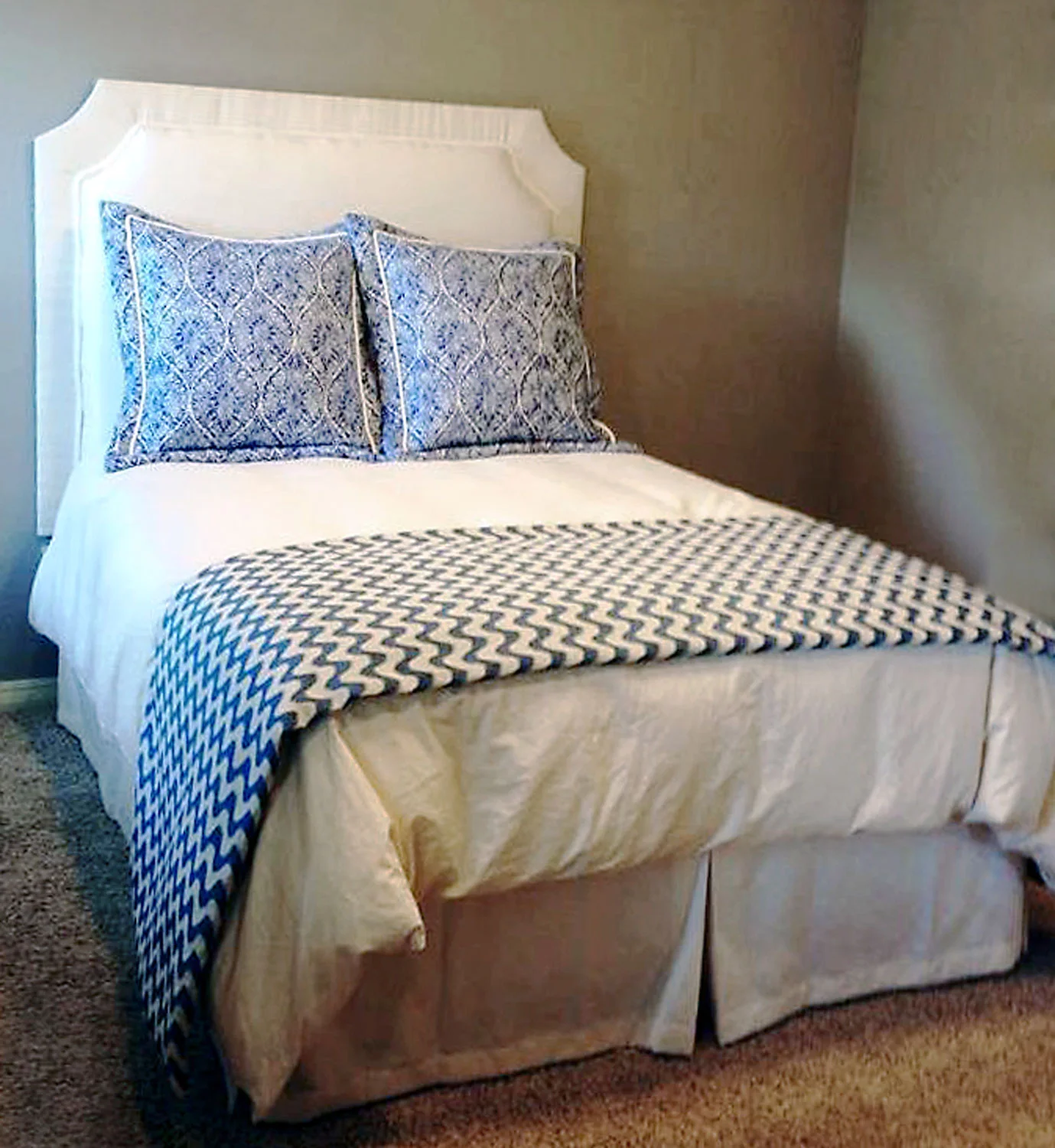 custom-workroom-soft-furnishings-custom-bedding-cusions-Huntsville-northwest-arkansas-1.jpg