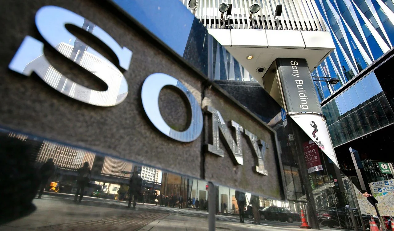 Japan_Earns_Sony_01115.jpg