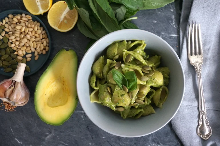 Creamy Vegan Pesto Pasta